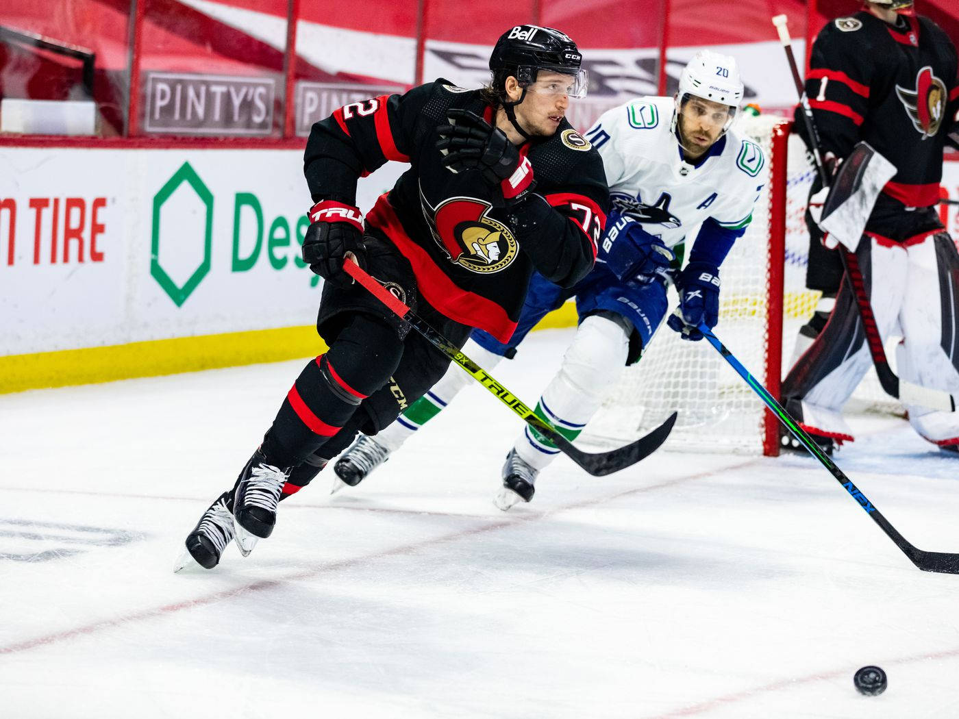 Thomas Chabot, ice rink, hockey players, HD Desktop Wallpaper