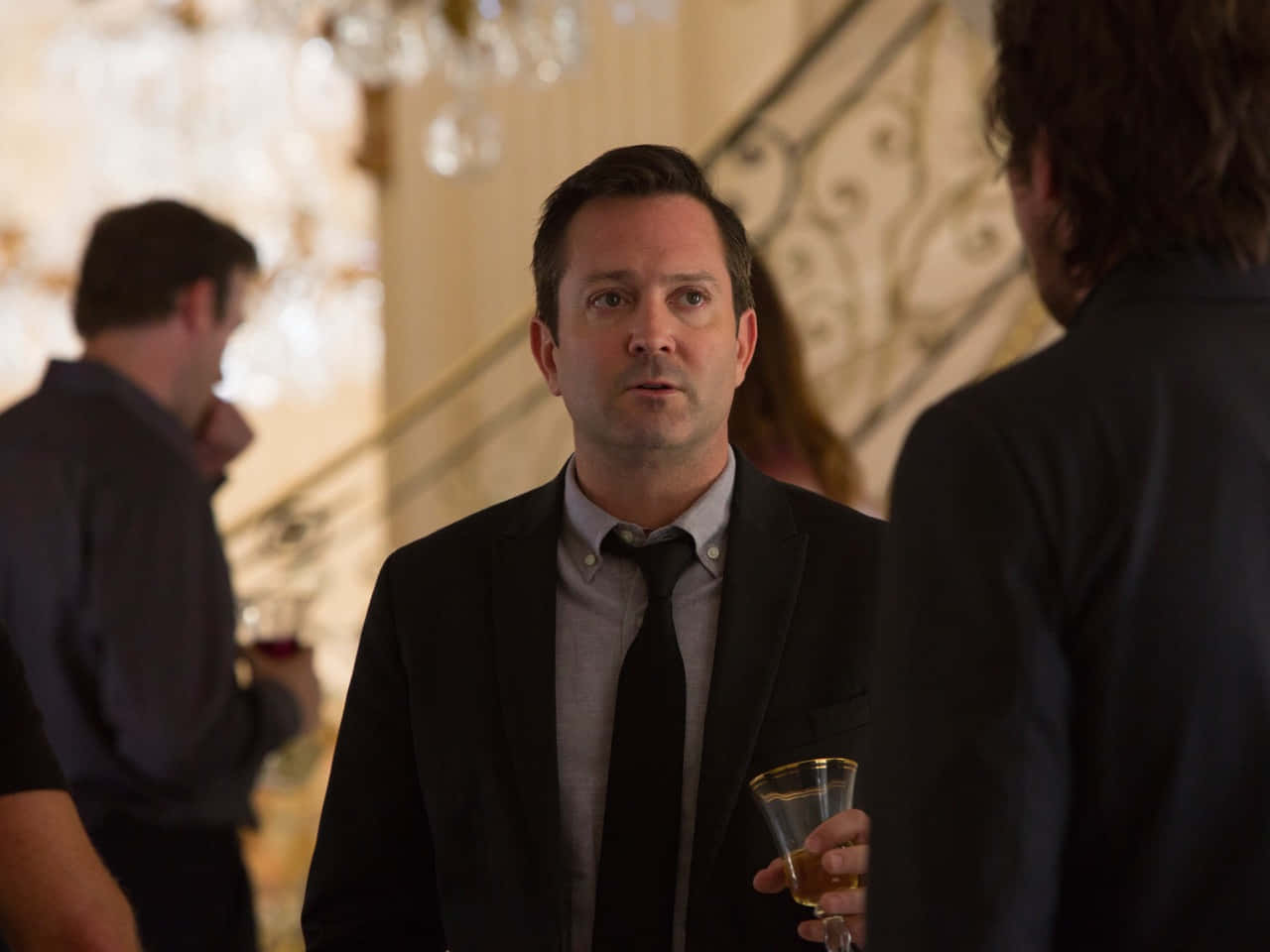 Thomas Lennon, suit, drink, HD Desktop Wallpaper