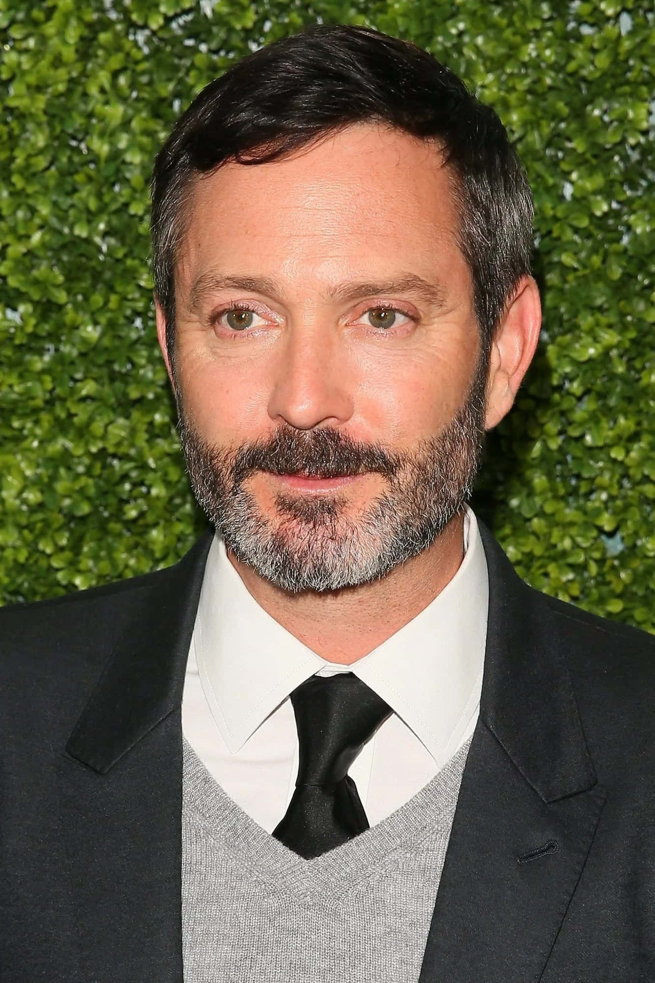 Thomas Lennon, black suit, white shirt, Full HD Phone Wallpaper