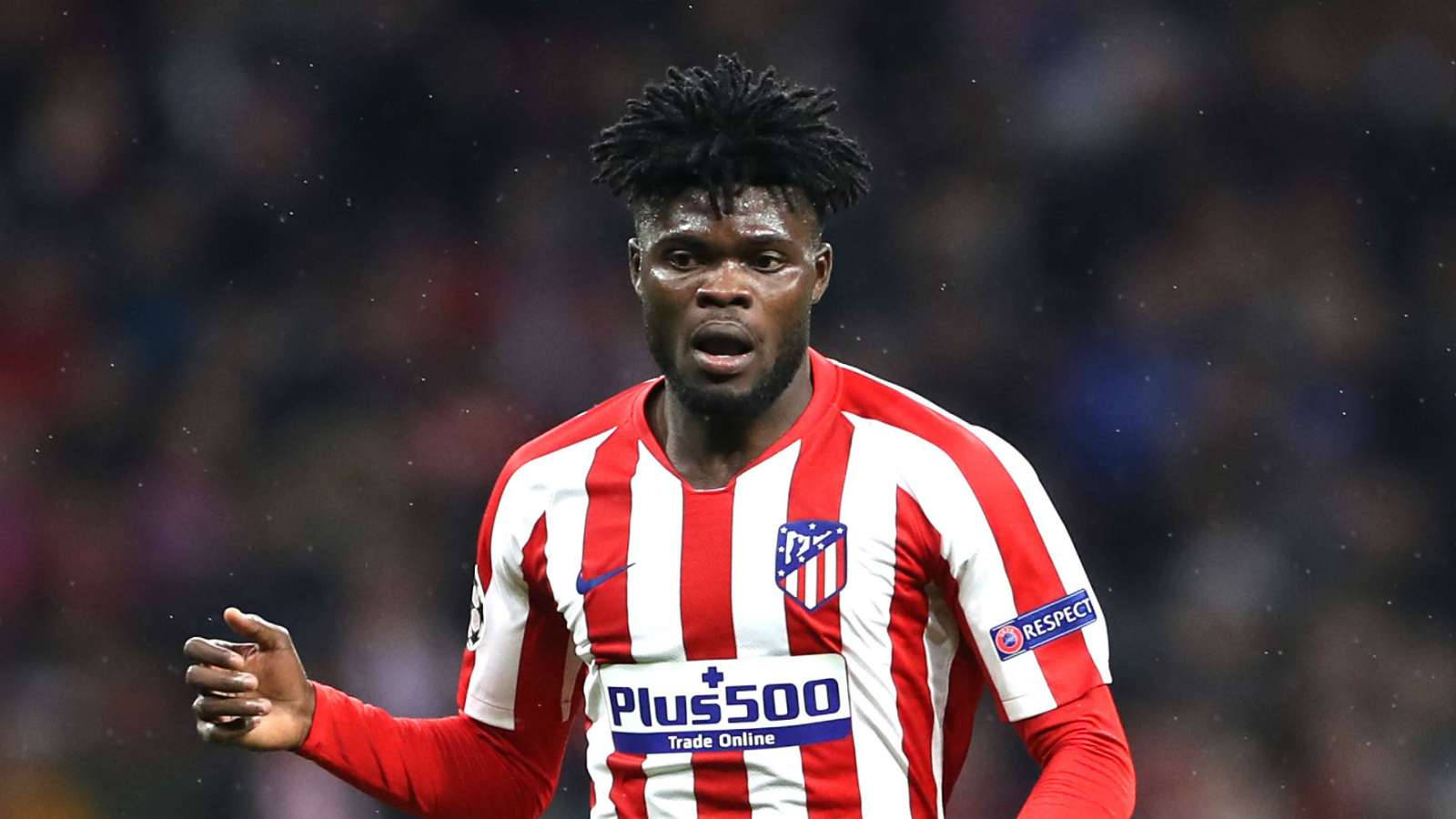 Thomas Partey, red and white striped jersey, rainy night match, HD Desktop Wallpaper