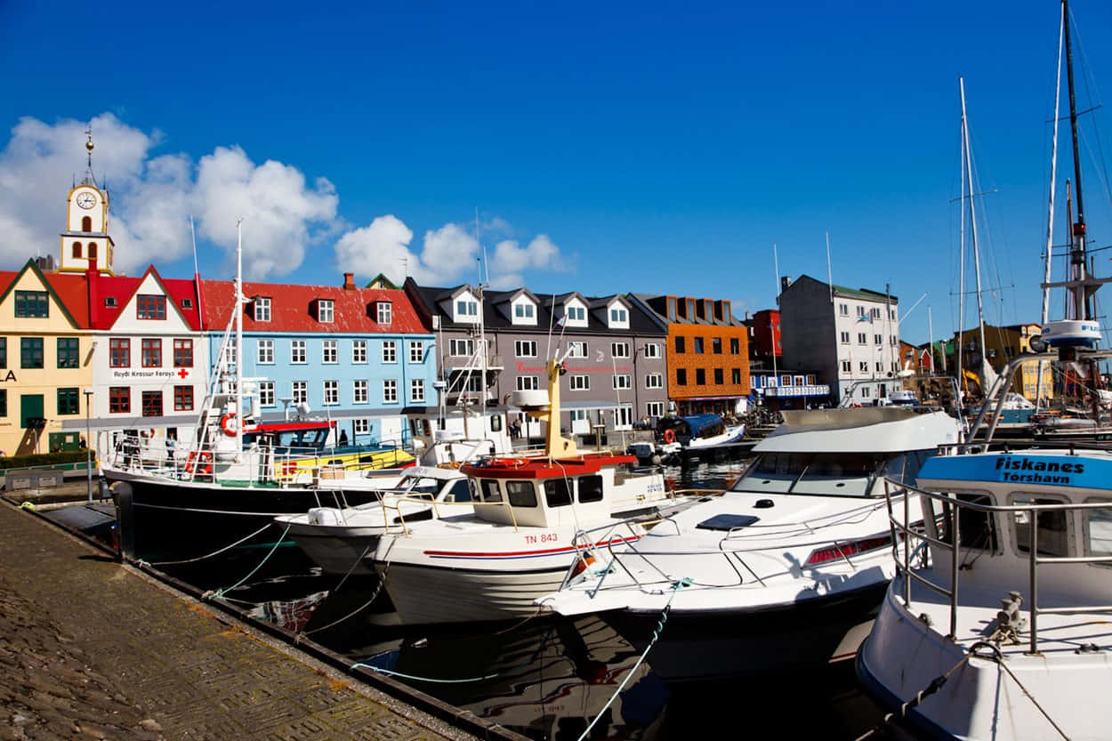 Thorshavn, boats, dock, SD Desktop Wallpaper