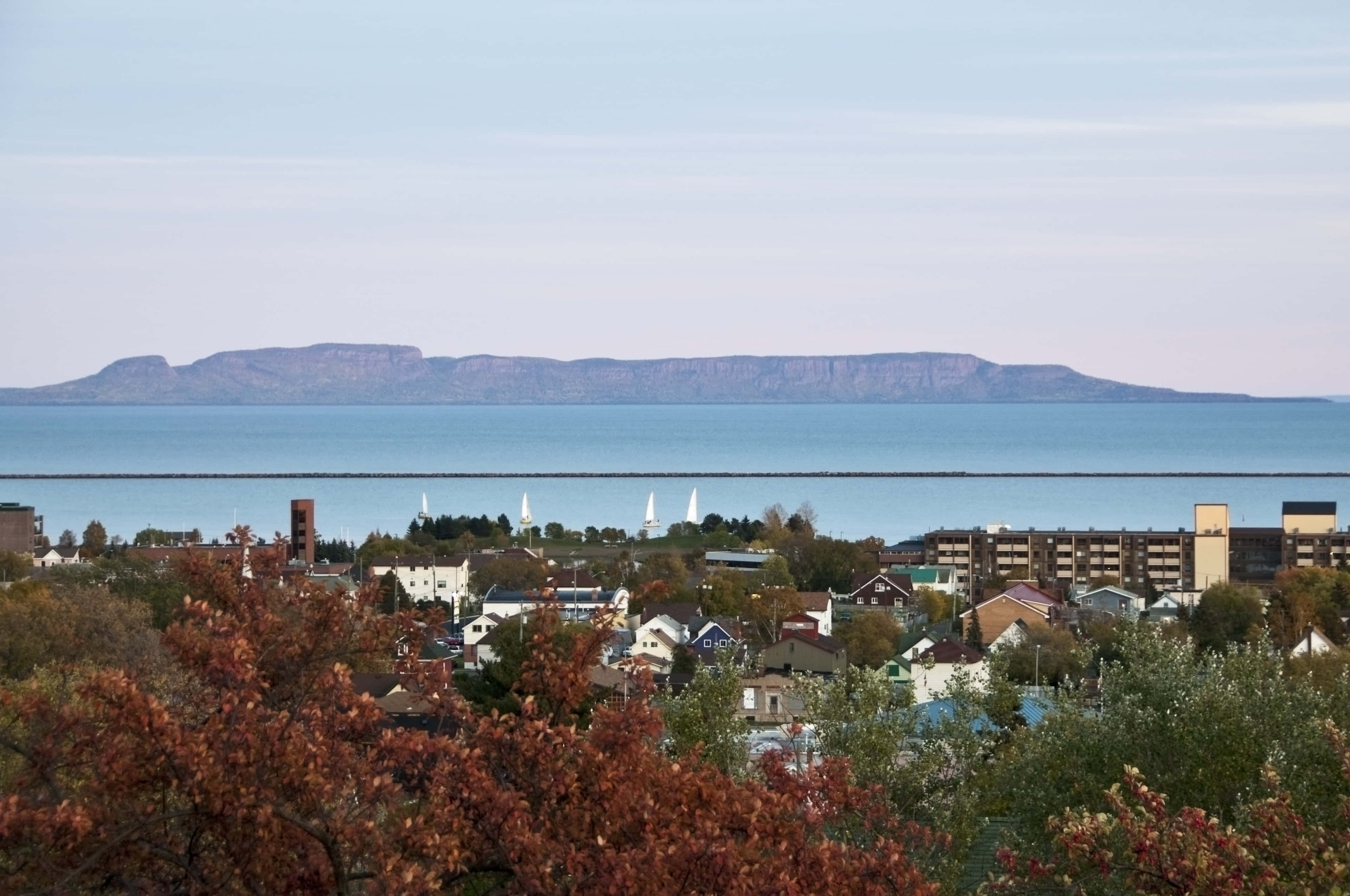 Thunder Bay, landscapewith sleeping giant, autumn trees, 4K Desktop Wallpaper