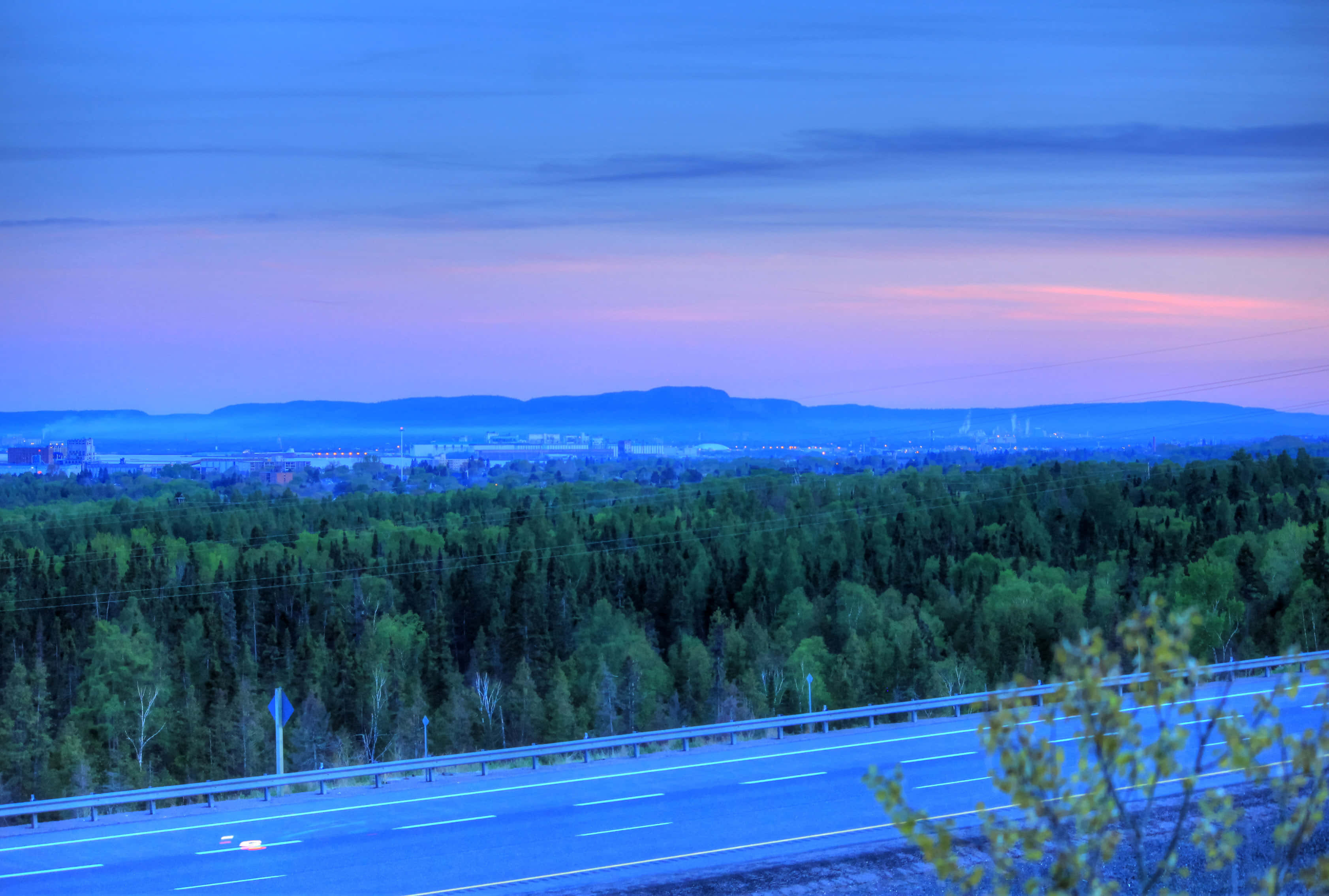Thunder Bay, twilight, highway, 2K Desktop Wallpaper