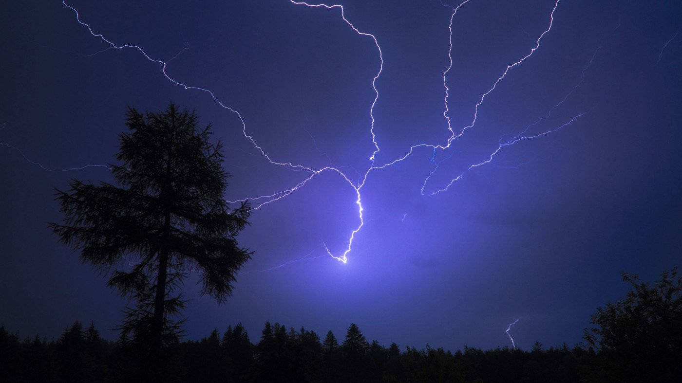 purple thunderstorm, lone tree, dark sky, HD Desktop Wallpaper