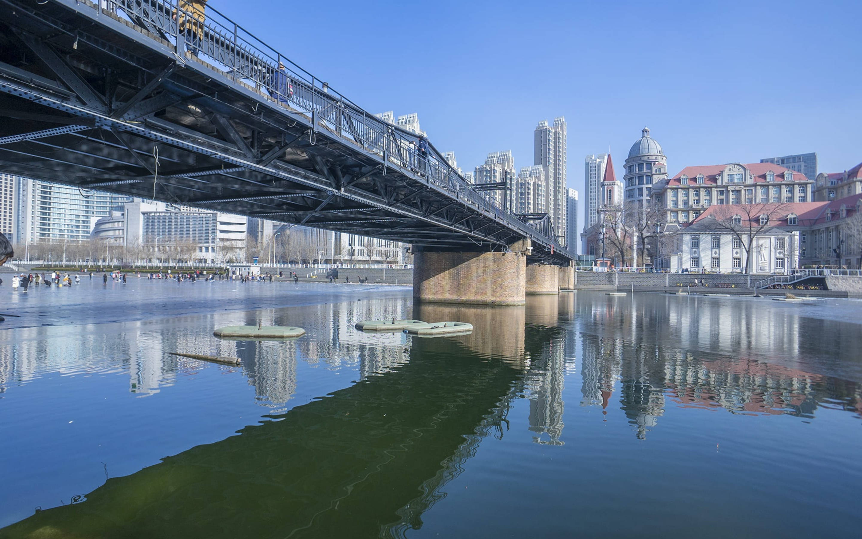 Tianjin, steel truss bridge, calm river, 2K Desktop Wallpaper