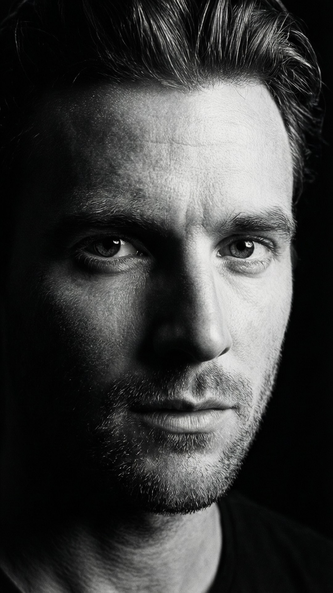 Tiarnie Coupland, dramatic monochrome, black and white, Full HD Phone Wallpaper