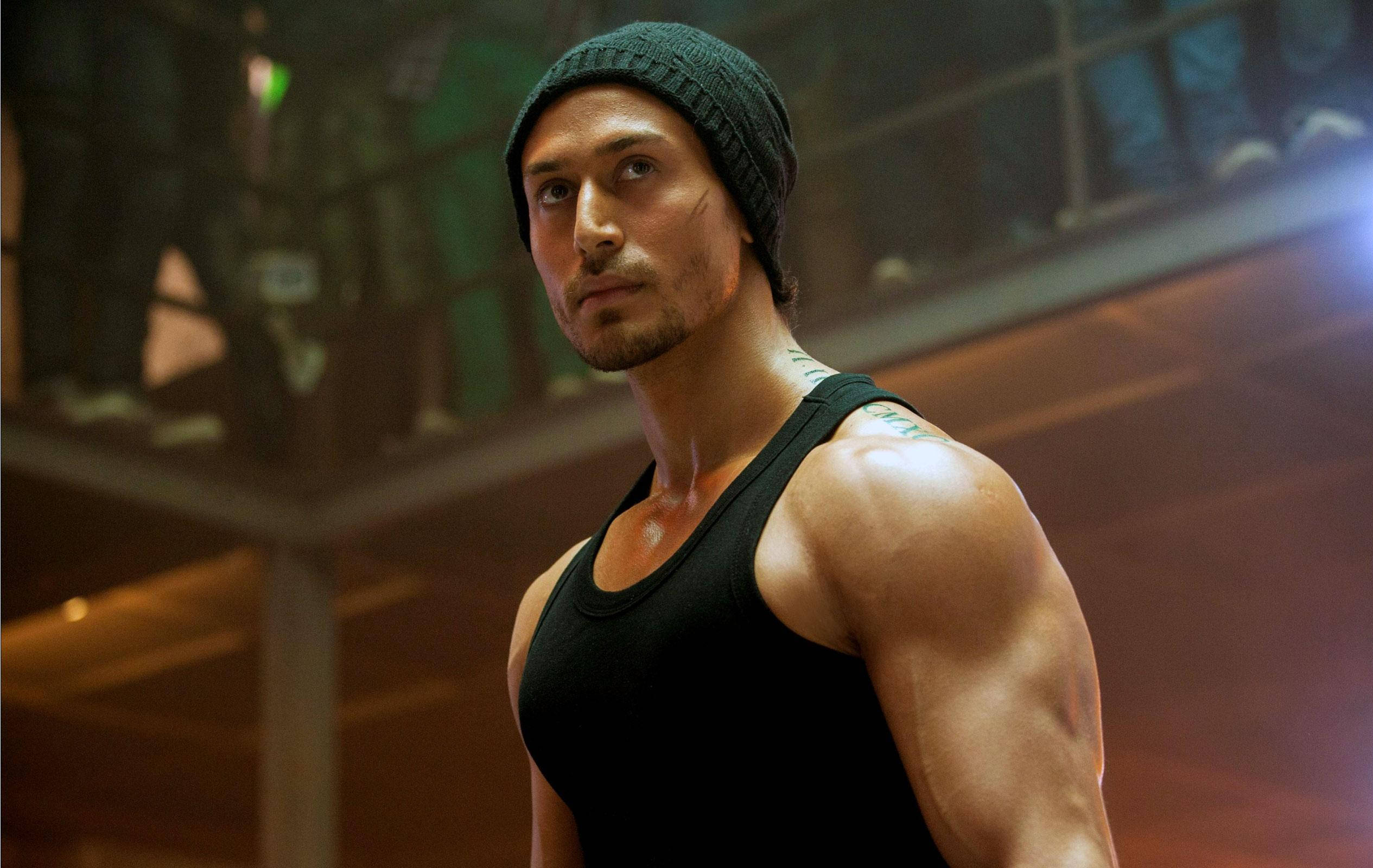 Tiger Shroff, black tank top, beanie, Full HD Desktop Wallpaper