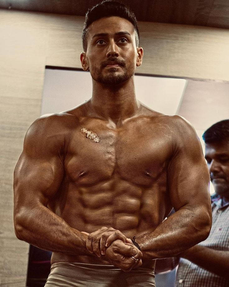 Tiger Shroff, defined abs, tattoo, SD Phone Wallpaper