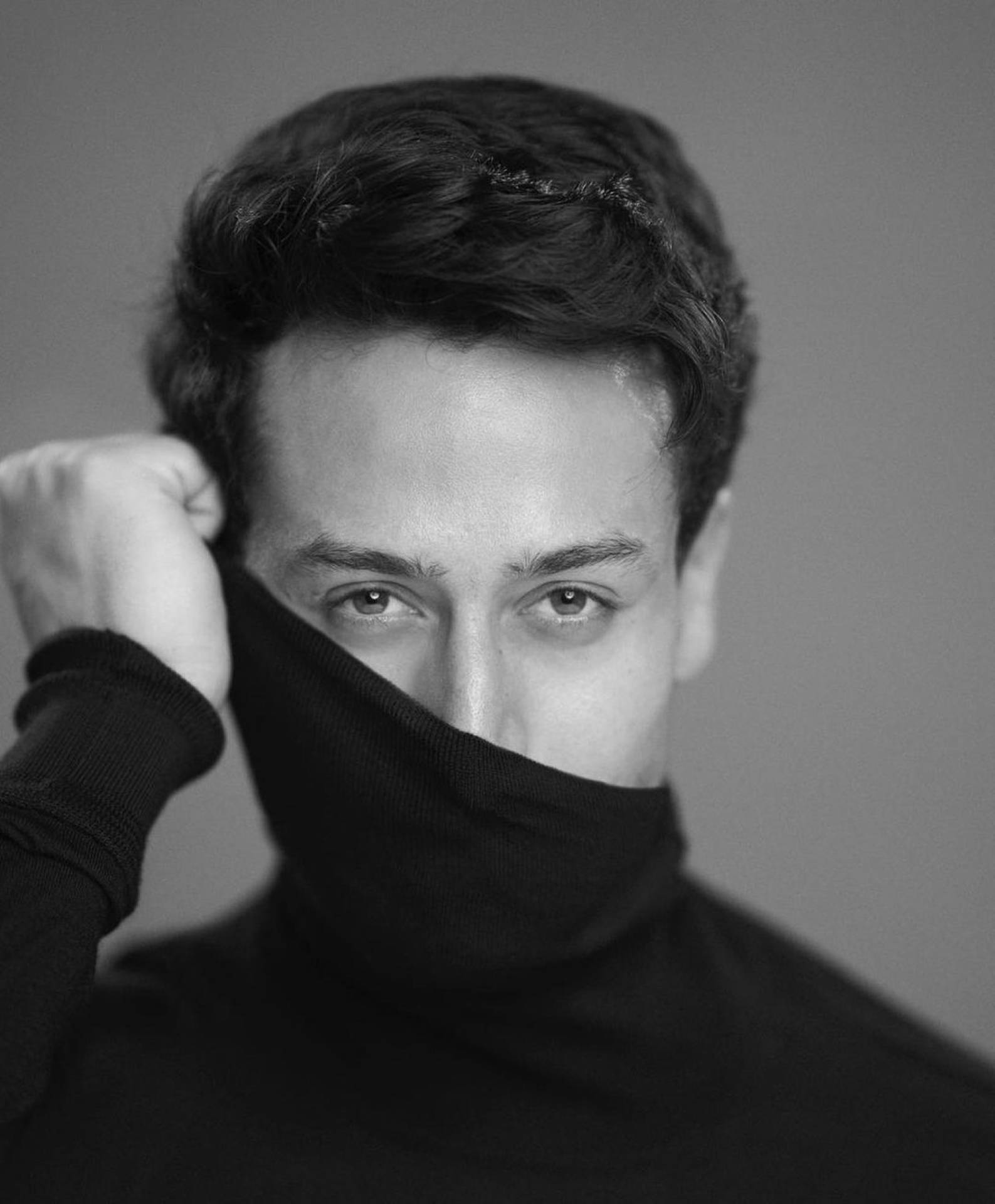 Tiger Shroff, black and white portrait, turtleneck, Full HD Phone Wallpaper