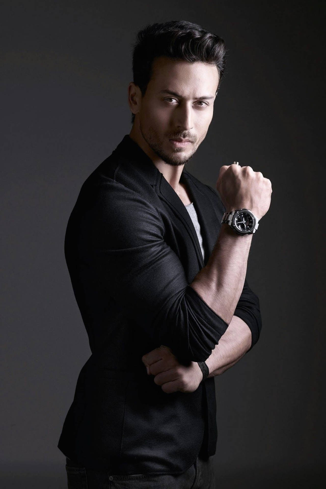 Tiger Shroff, black blazer, silver watch, Full HD Phone Wallpaper