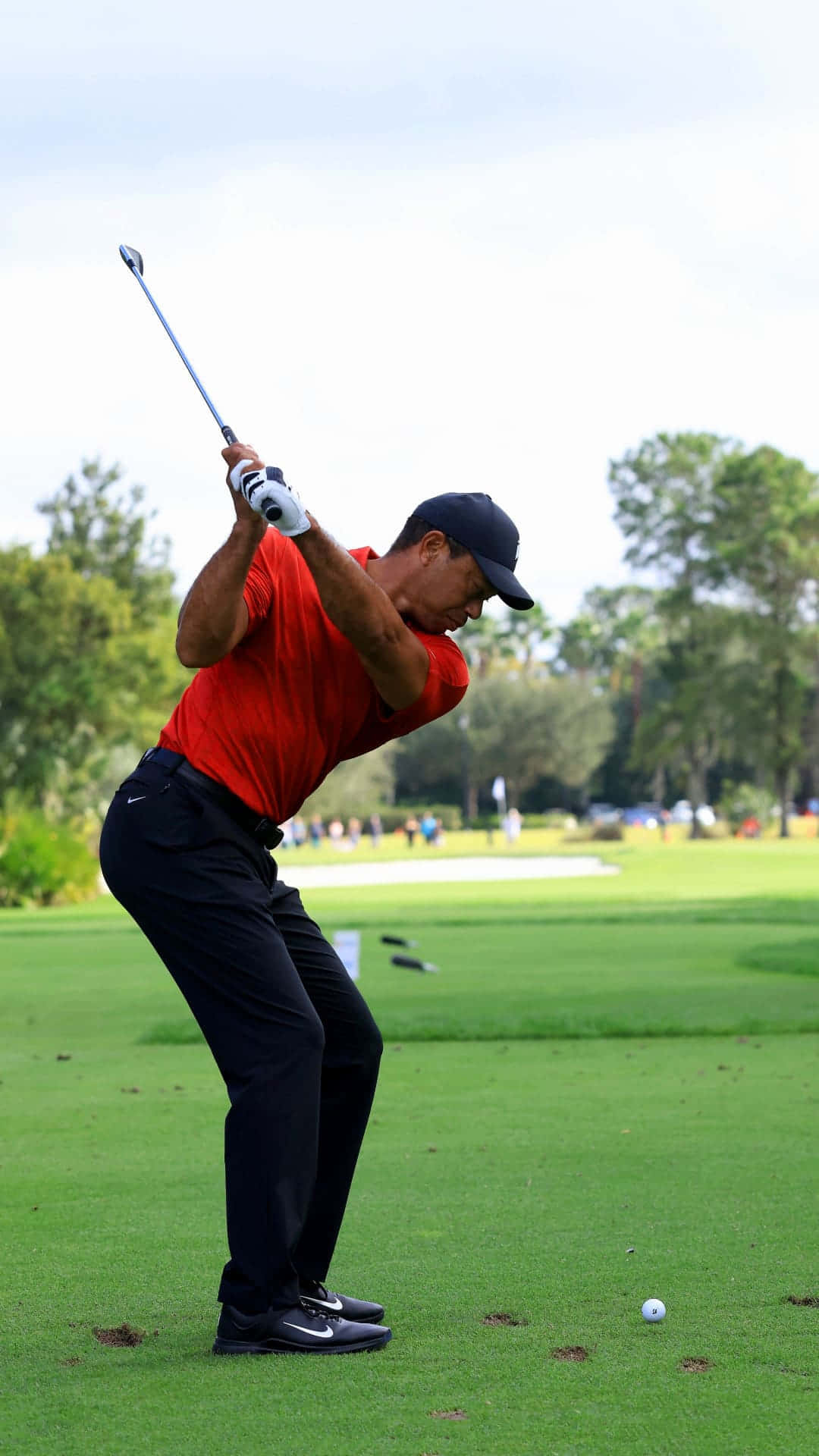Tiger Woods iPhone, red shirt, golfer, Full HD Phone Wallpaper