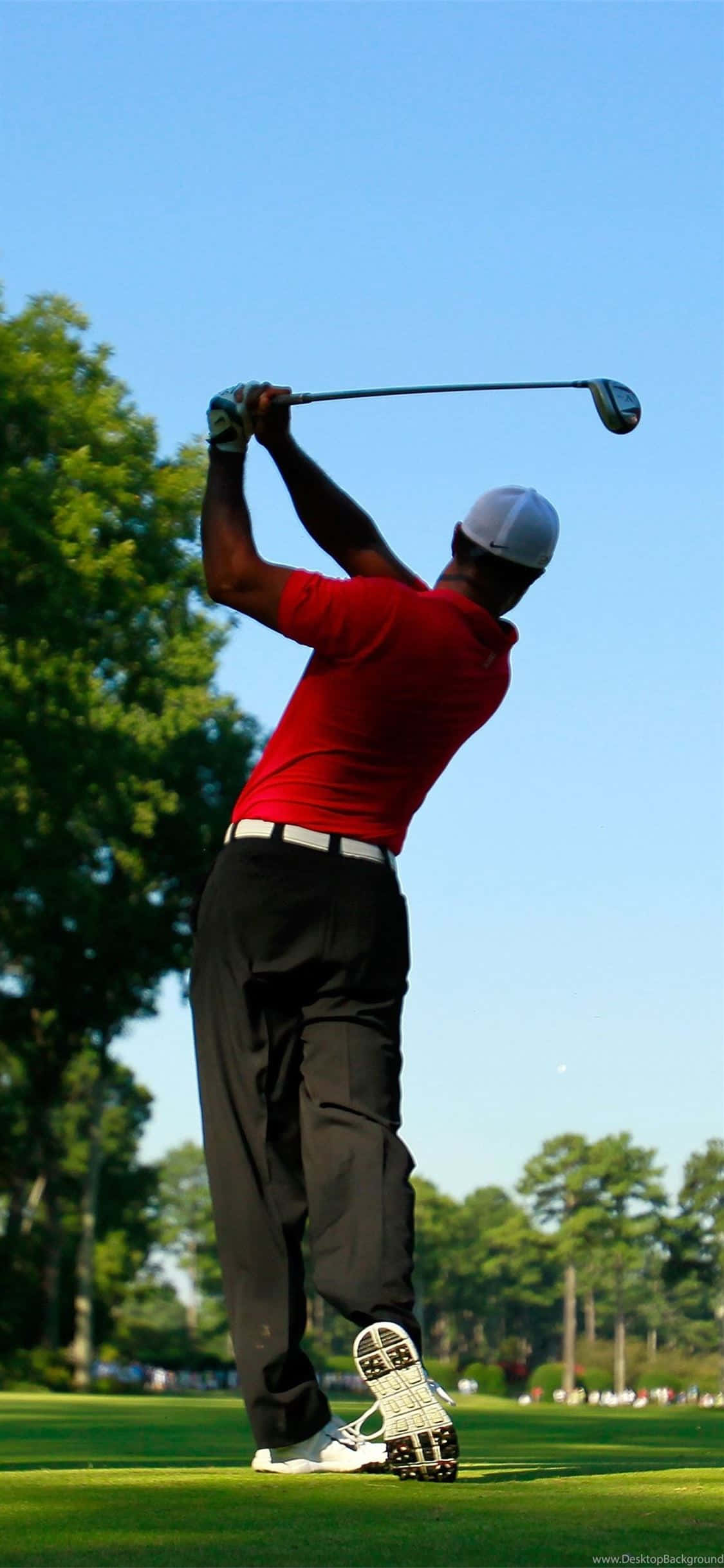 Tiger Woods iPhone, red shirt, white cap, Full HD Phone Wallpaper
