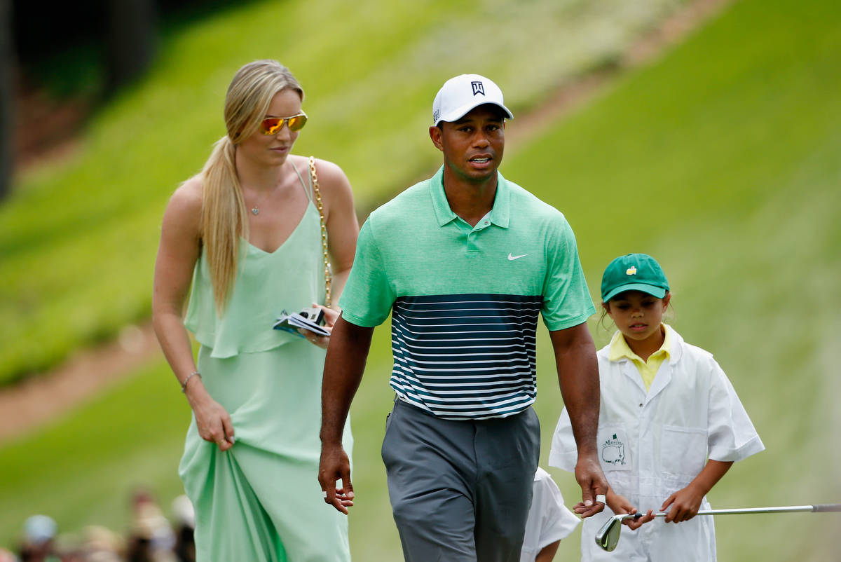 Tiger Woods, wife, daughter, SD Desktop Wallpaper