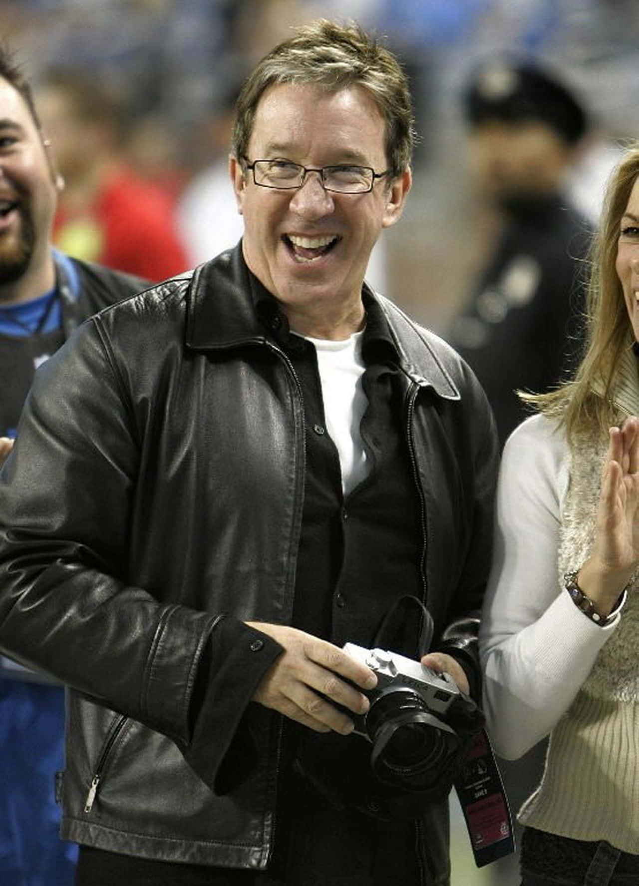 Tim Allen, black leather jacket, camera, HD Phone Wallpaper