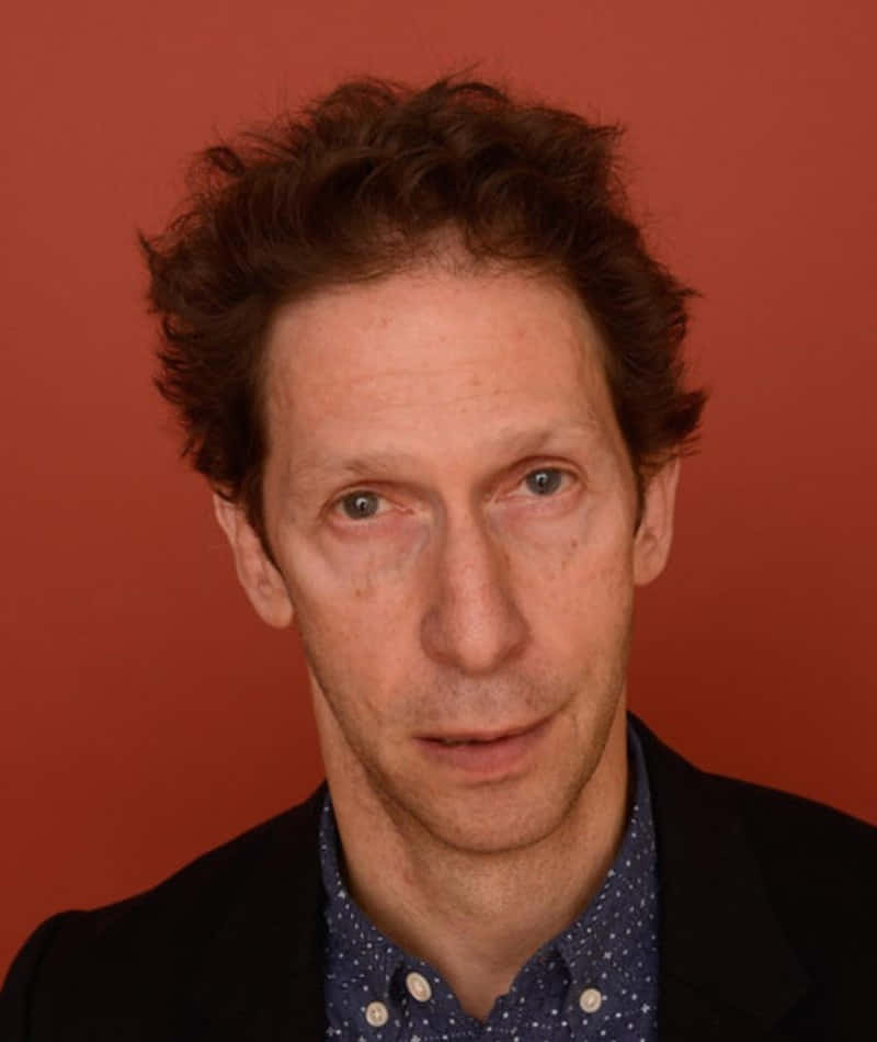 Tim Blake Nelson, curly brown hair, blue eyes, SD Phone Wallpaper