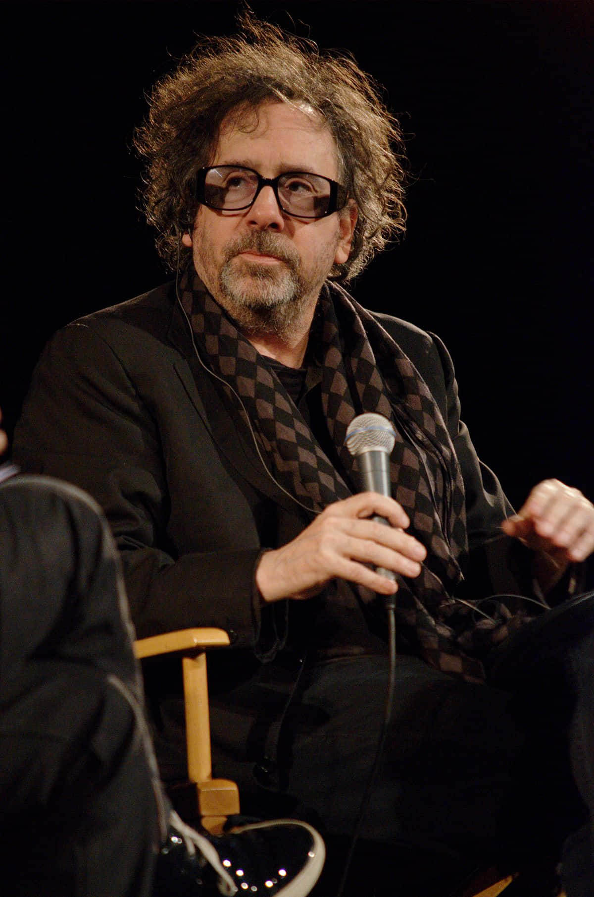Tim Burton, dark glasses, checkered scarf, HD Phone Wallpaper