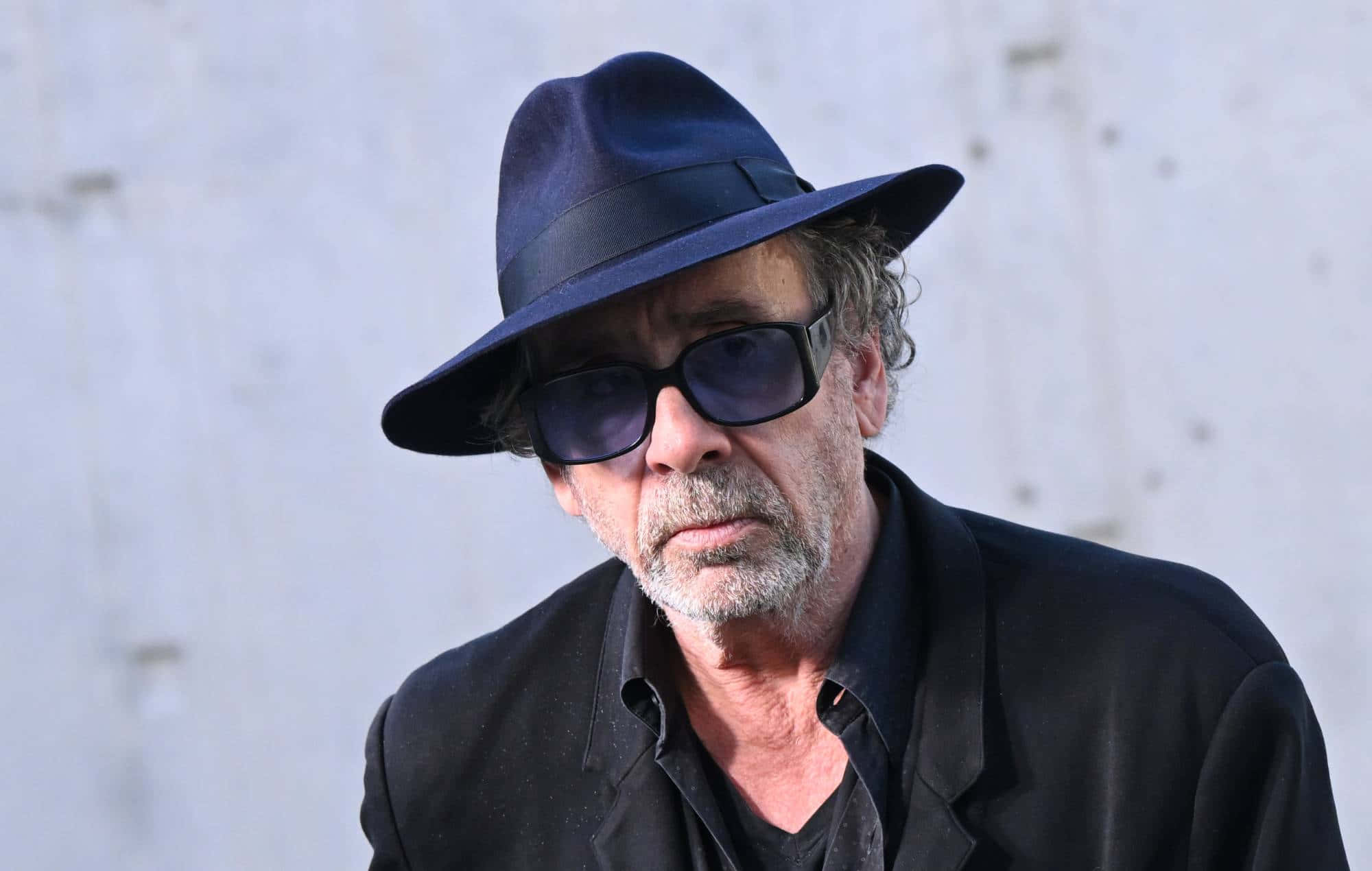 Tim Burton, gray hair, beard, Full HD Desktop Wallpaper