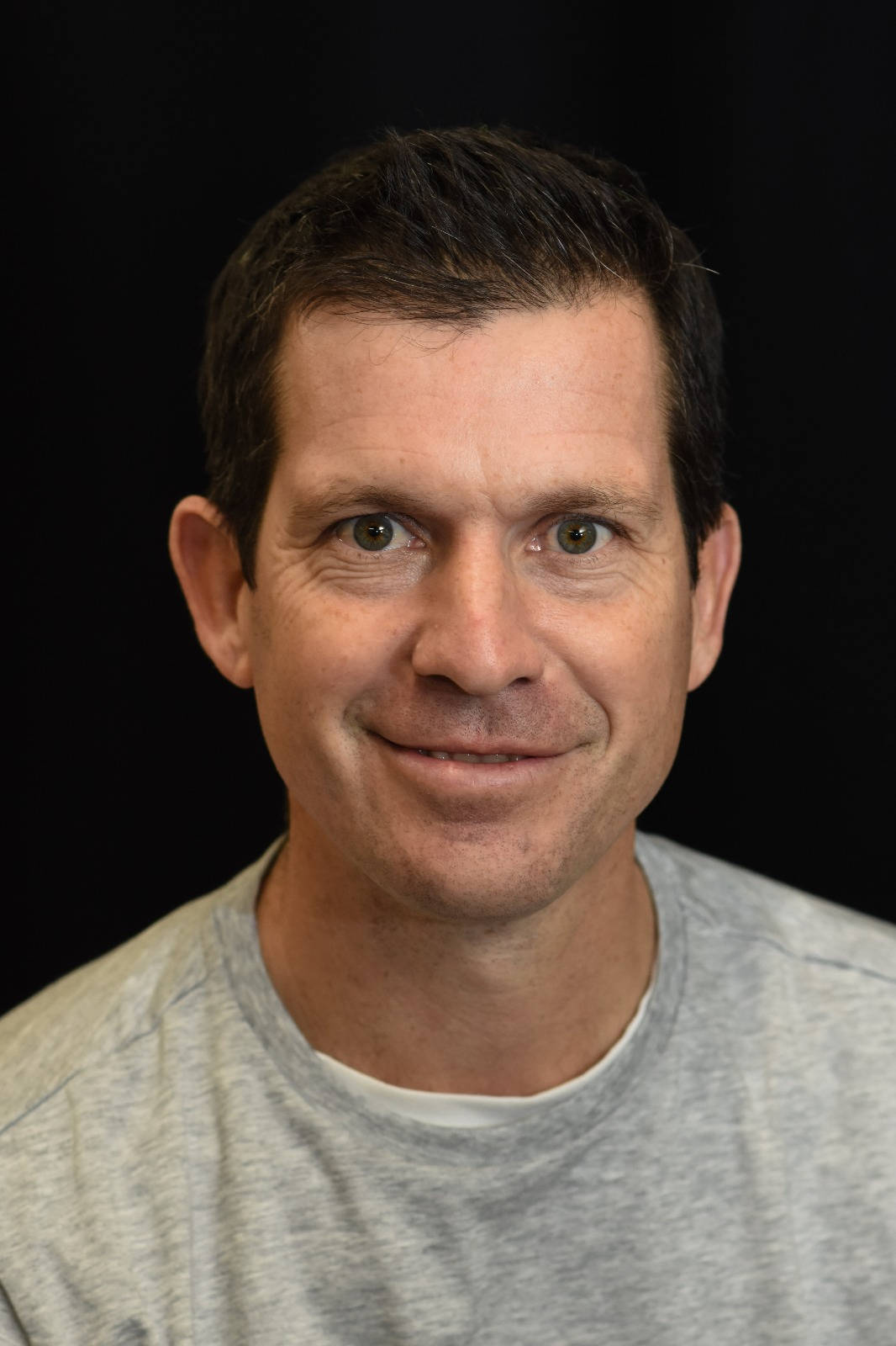 Tim Henman, gray t-shirt, black background, HD Phone Wallpaper
