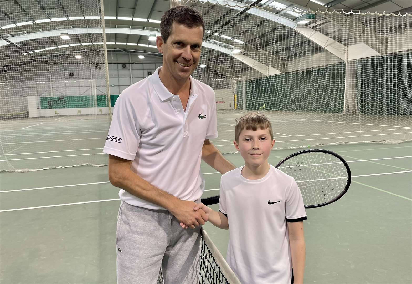 Tim Henman, white tennis attire, indoor court, HD Desktop Wallpaper