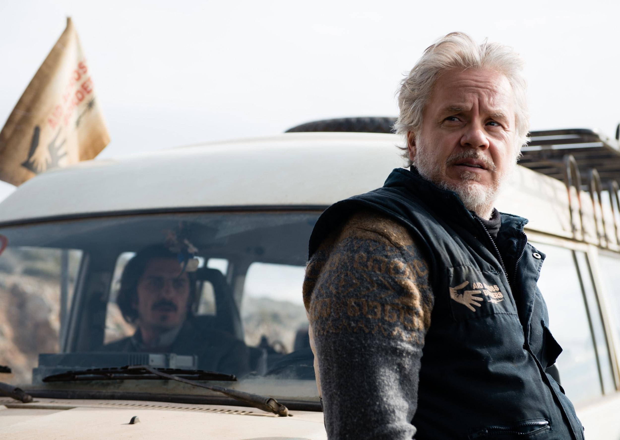 Tim Robbins, white van, flag, Full HD Desktop Wallpaper