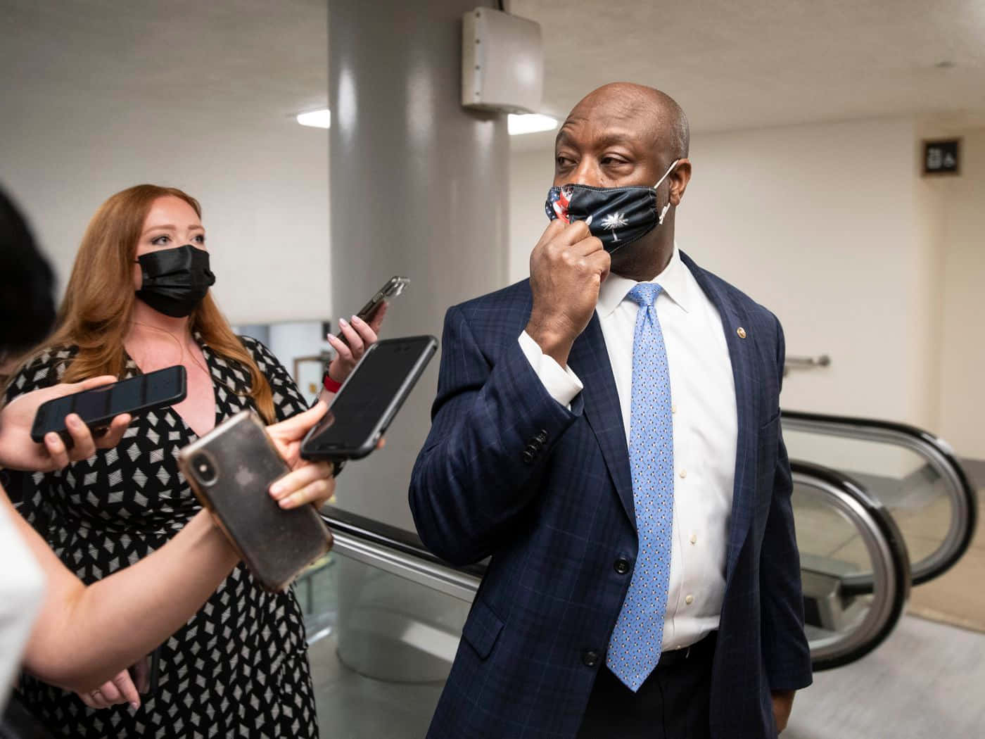 Tim Scott, journalists, suit, HD Desktop Wallpaper