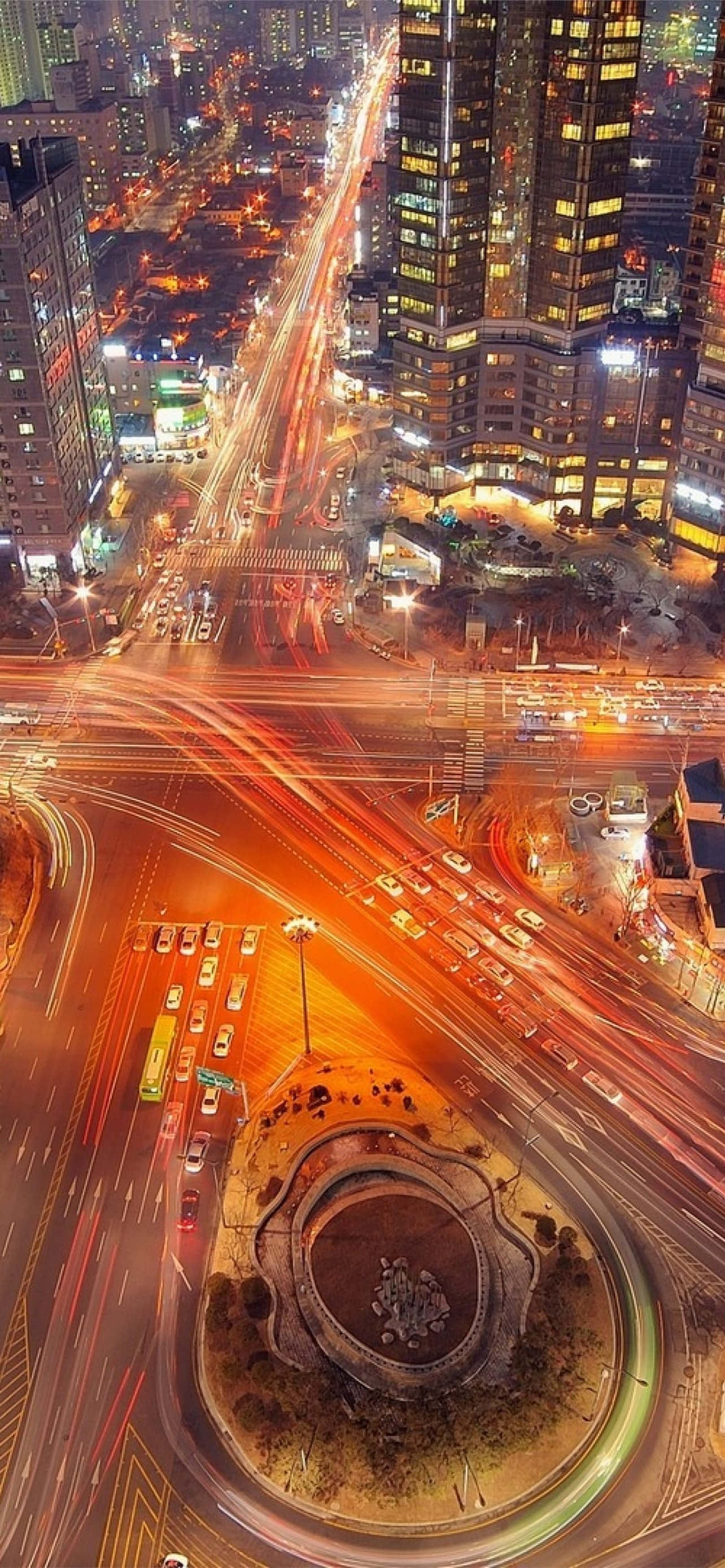Time lapse, night, city intersection, 2K Phone Wallpaper