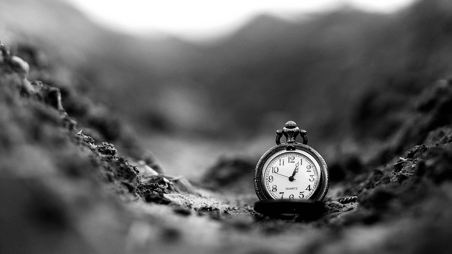 vintage pocket watch, shallow trench, rough earth, Full HD Desktop Wallpaper