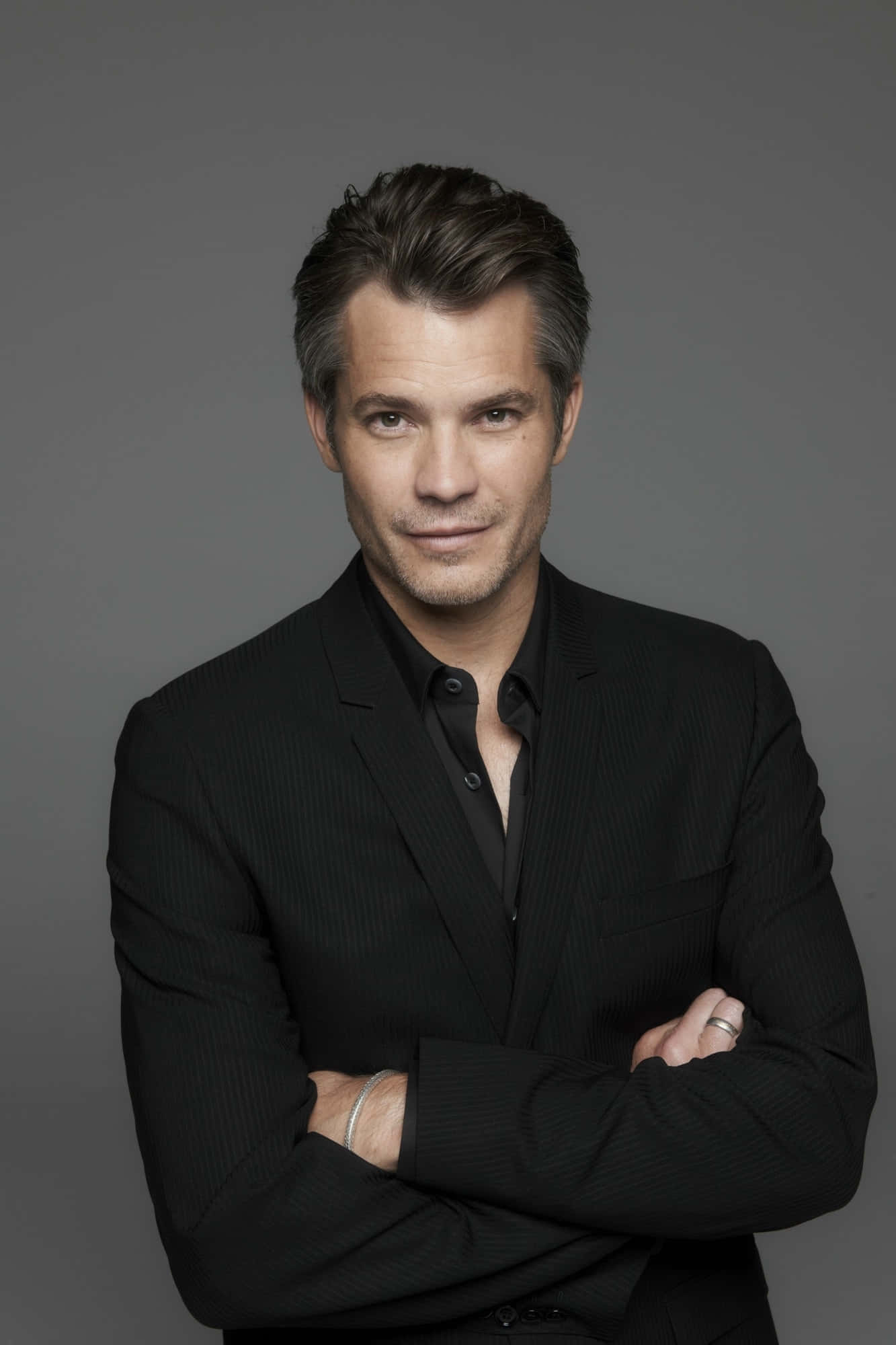 Timothy Olyphant, black suit, neutral gray studio background, Full HD Phone Wallpaper