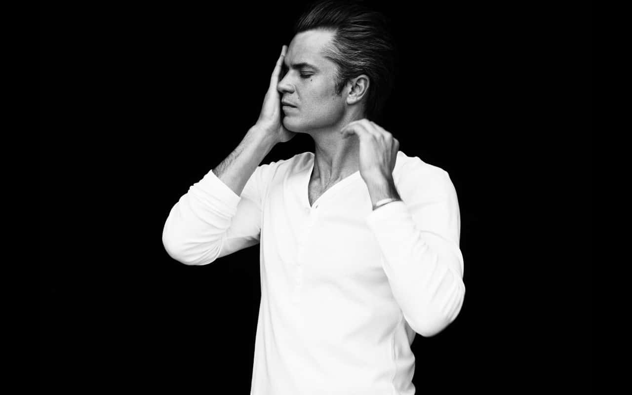 Timothy Olyphant, white shirt, black background, HD Desktop Wallpaper