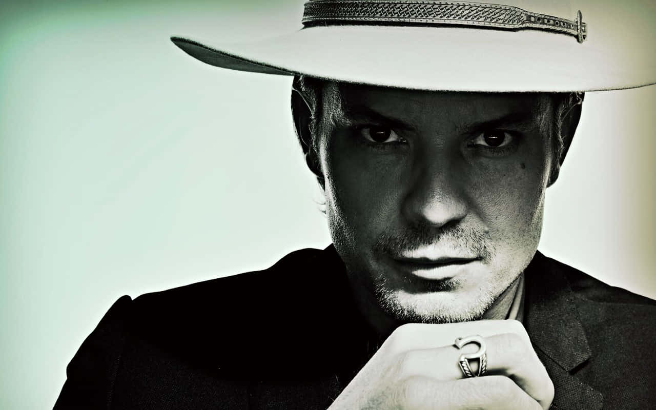 Timothy Olyphant, white hat, dark suit, HD Desktop Wallpaper