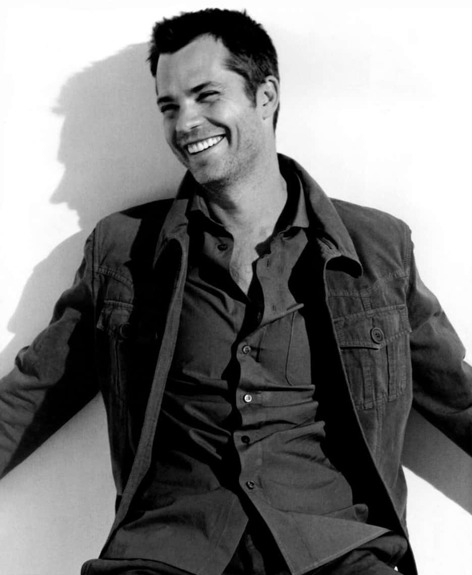Timothy Olyphant, black suit, white shirt, SD Phone Wallpaper