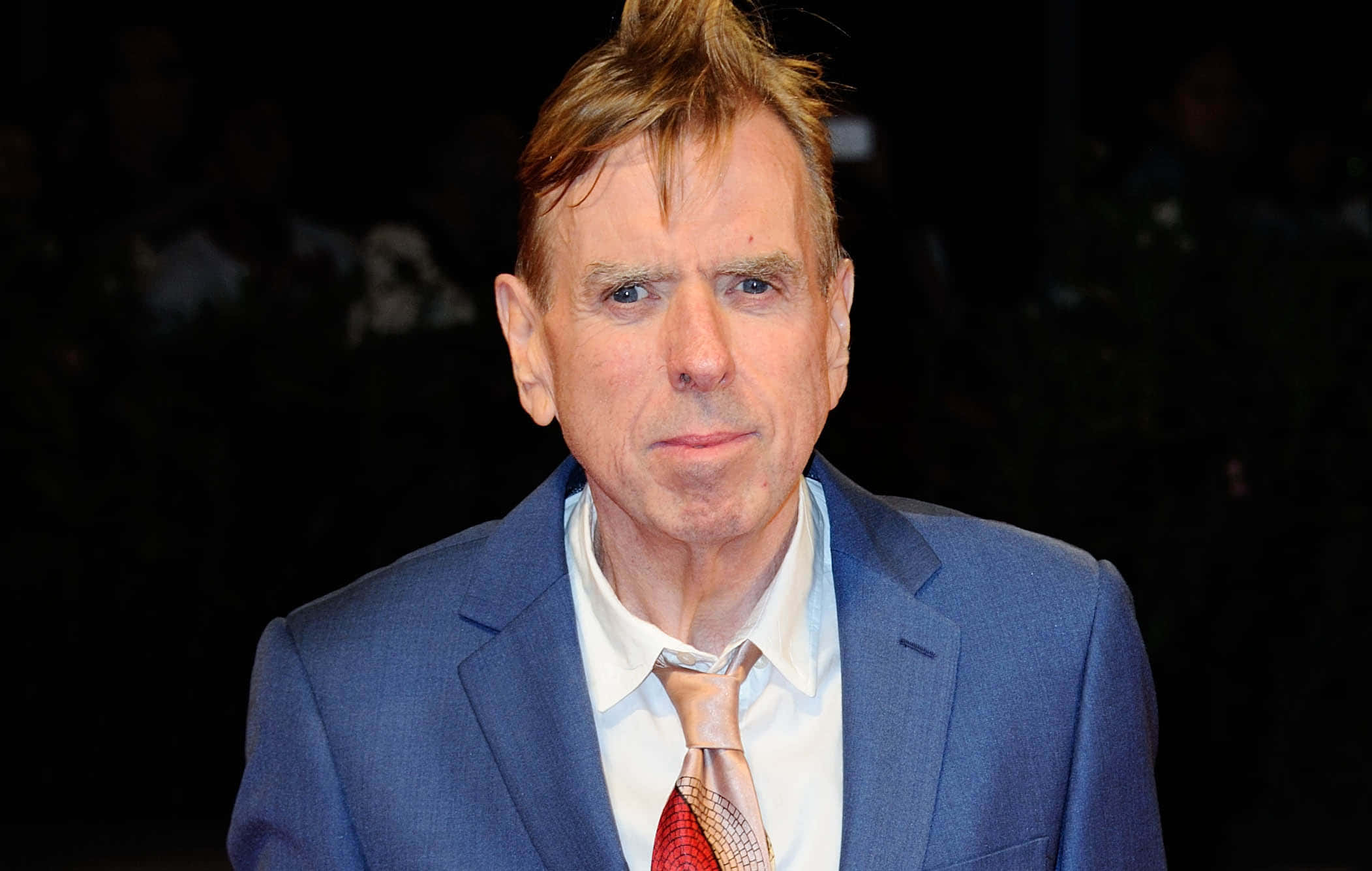 Timothy Spall, blue suit, patterned tie, Full HD Desktop Wallpaper