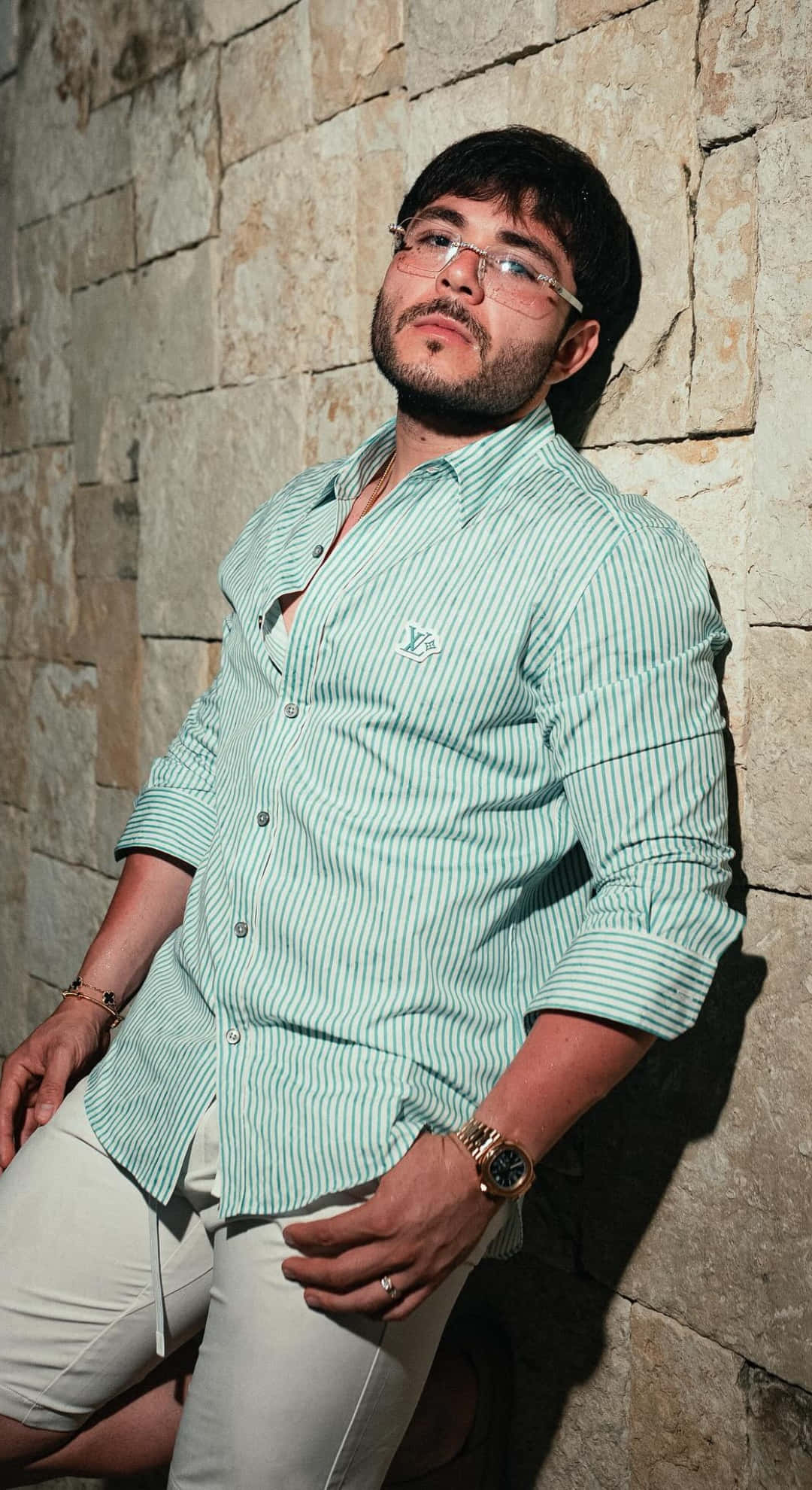 Tito Double P, green striped shirt, beige pants, Full HD Phone Wallpaper