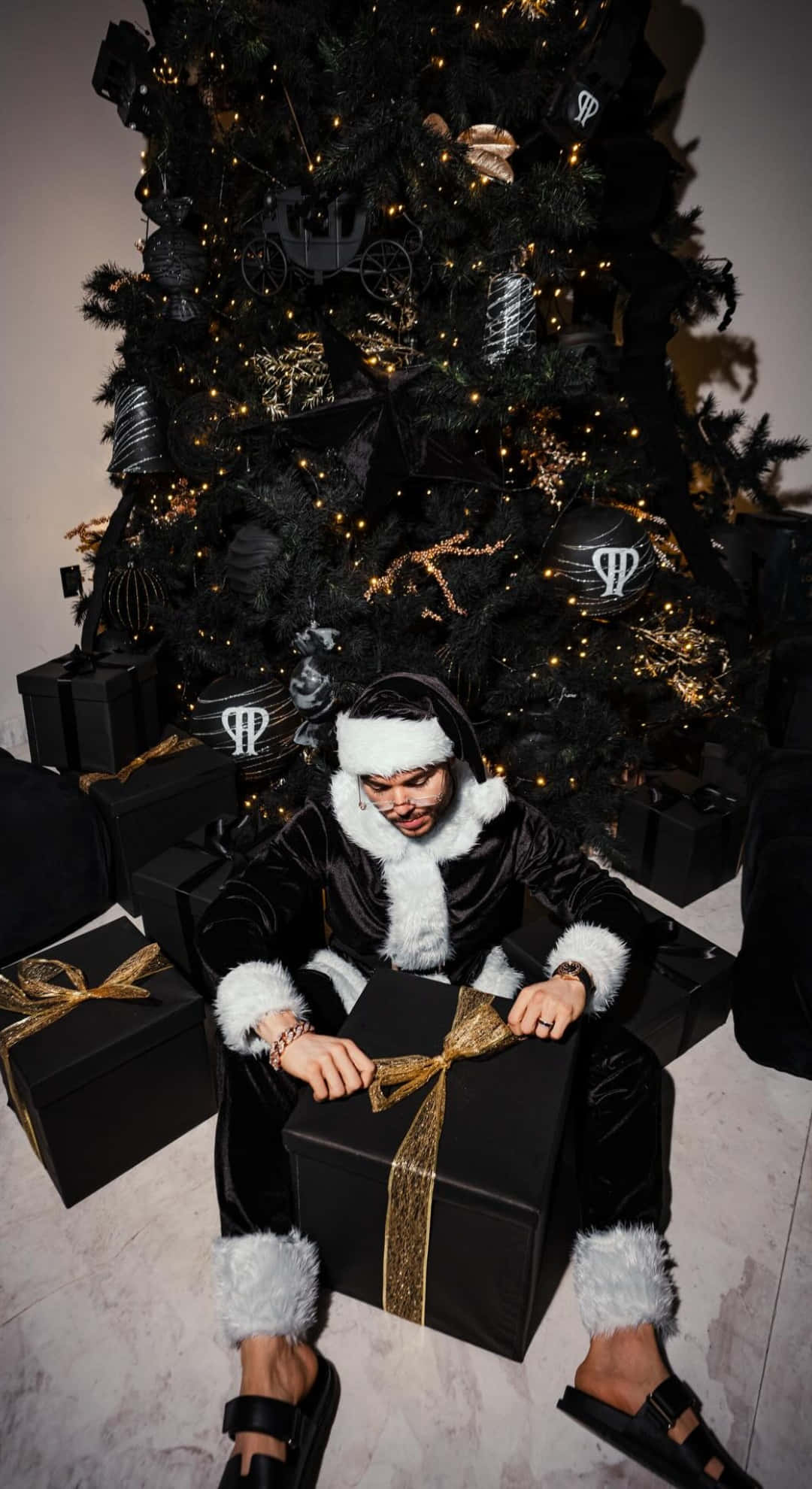 Tito Double P, black velvet Santa outfit, white fur trim, Full HD Phone Wallpaper