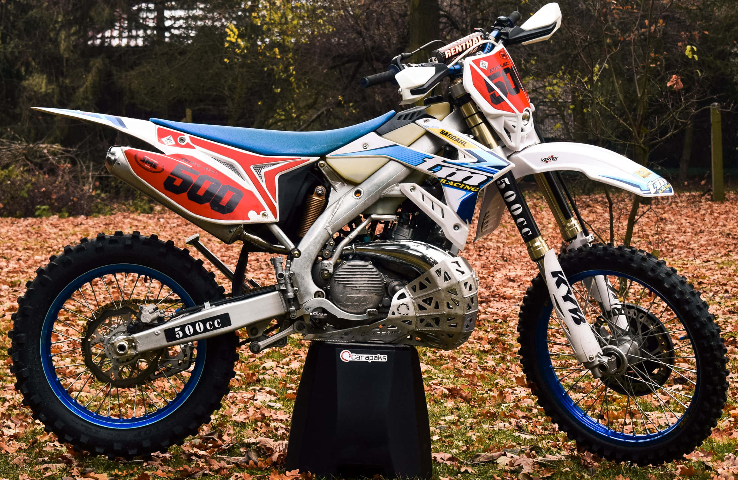 TM Racing, 500cc dirt bike, red white and blue, 2K Desktop Wallpaper