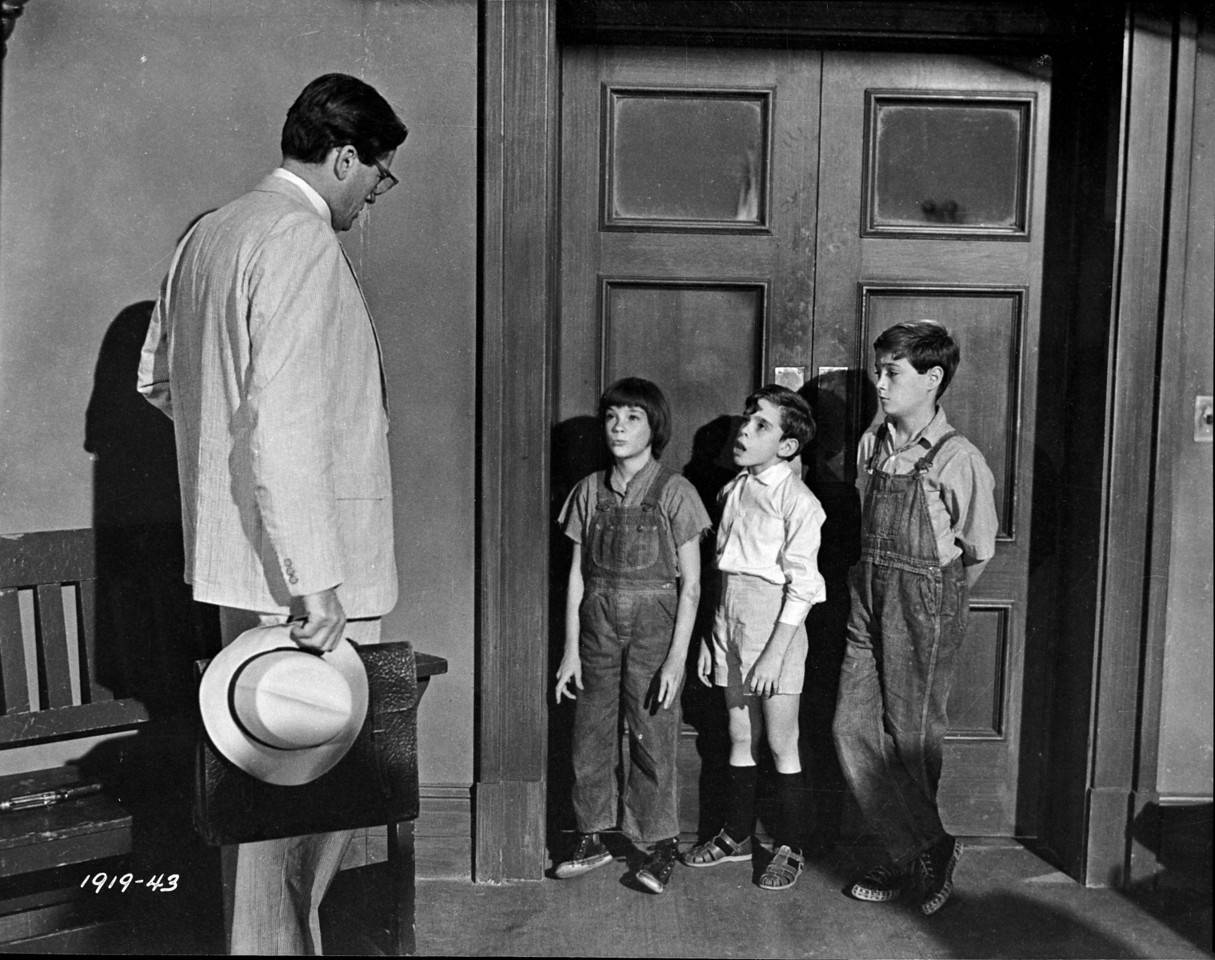 To Kill a Mockingbird, black-and-white image, man in a suit and hat, SD Desktop Wallpaper