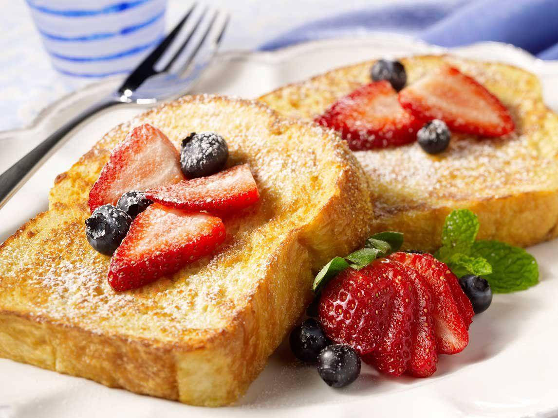 French toast, strawberries, blueberries, SD Desktop Wallpaper