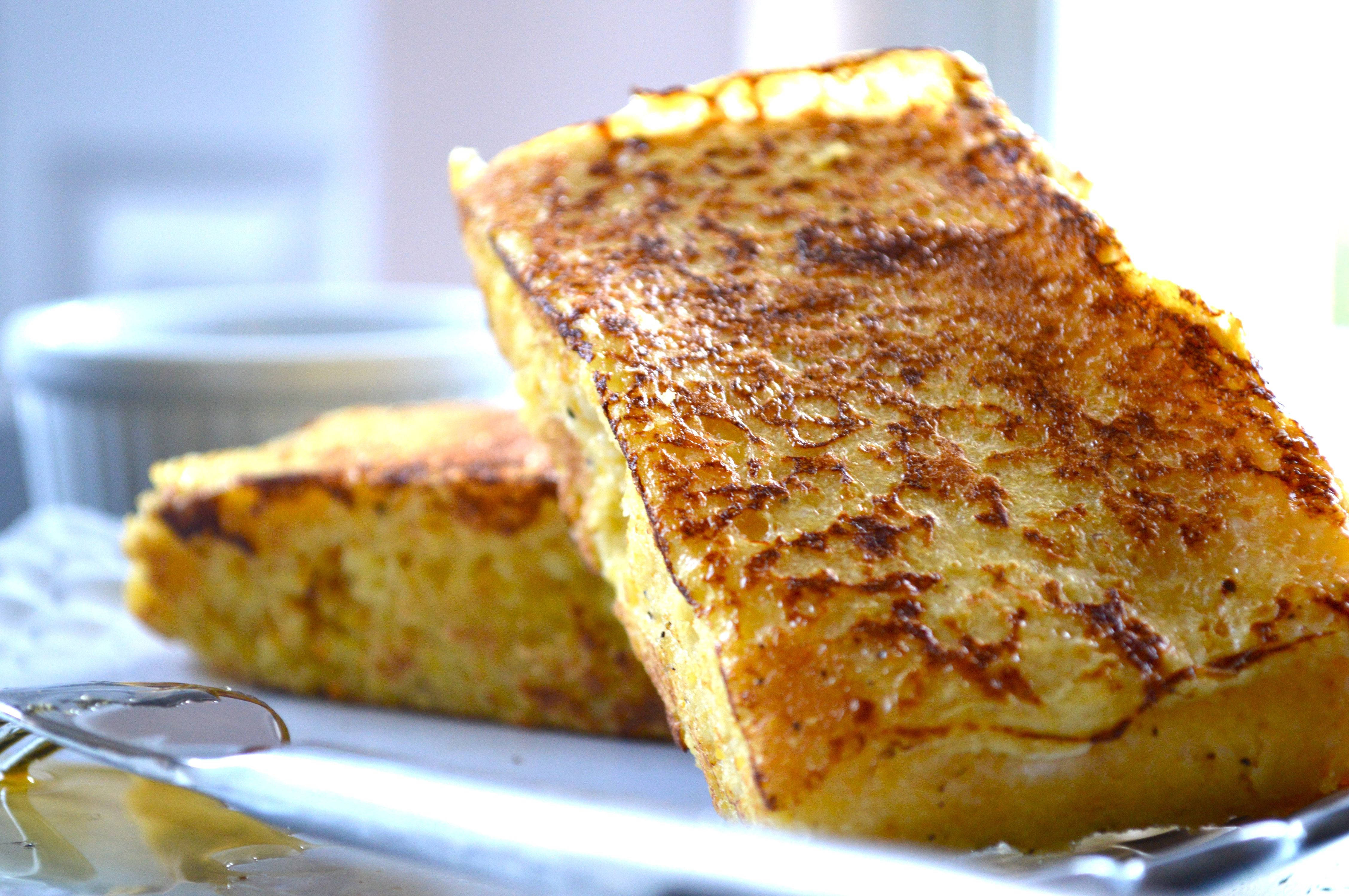 French toast, golden brown, syrup, 4K Desktop Wallpaper