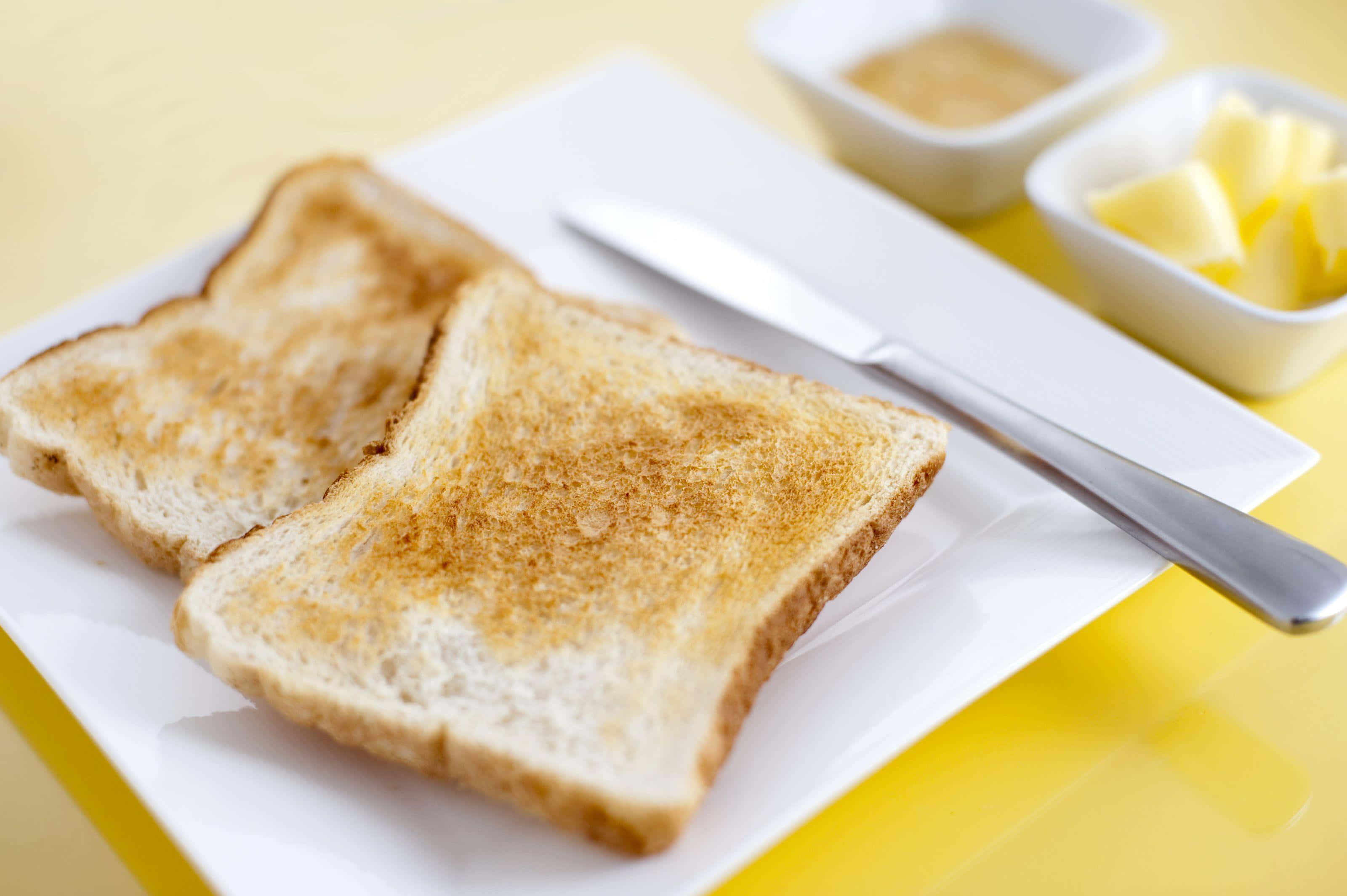 buttered toast, golden brown slices of toast, white plate, 2K Desktop Wallpaper