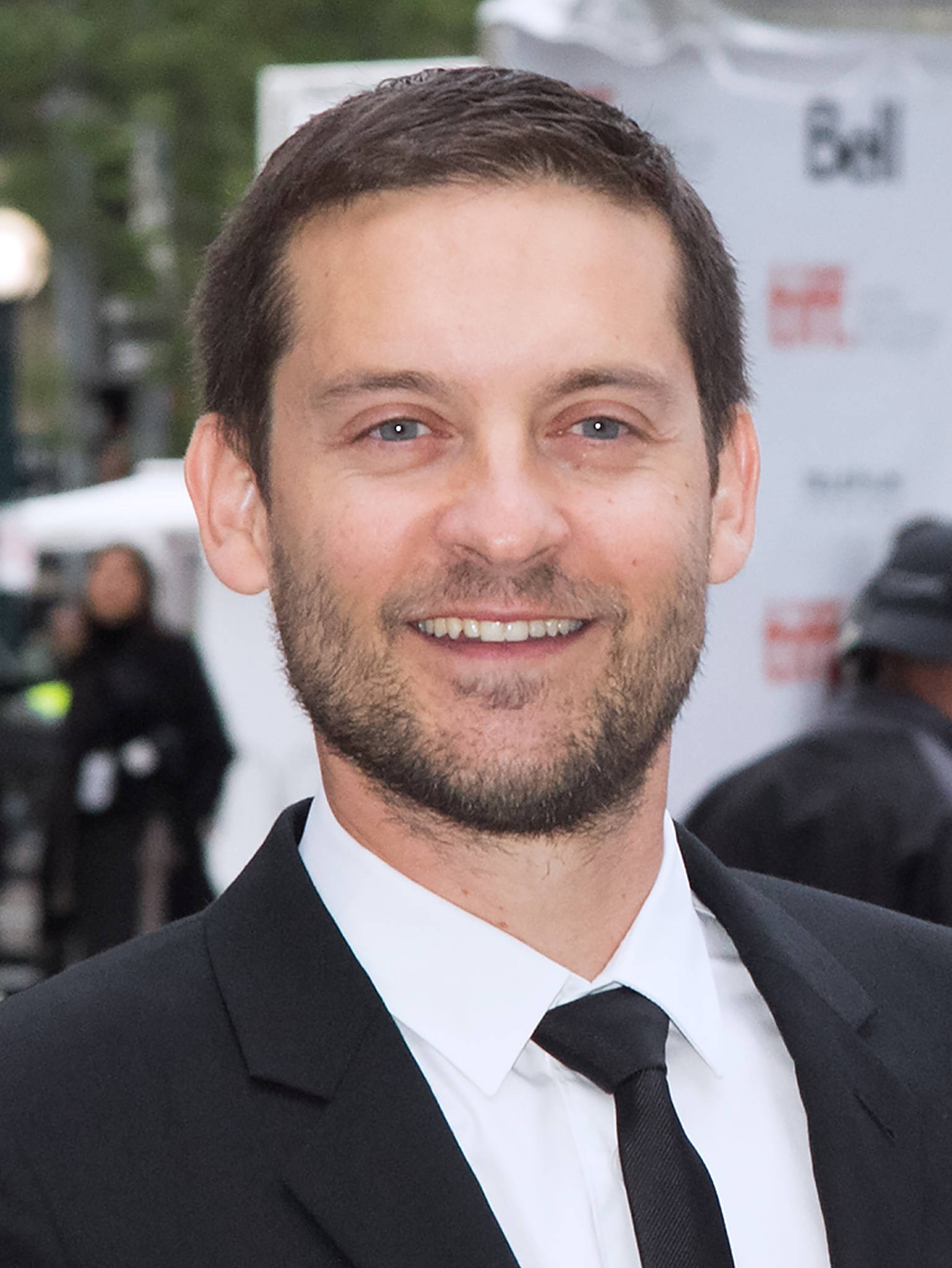 Tobey Maguire, black suit, white shirt, Full HD Phone Wallpaper