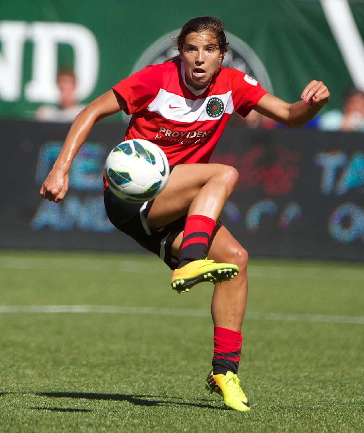 Tobin Heath, red jersey, soccer ball, HD Phone Wallpaper