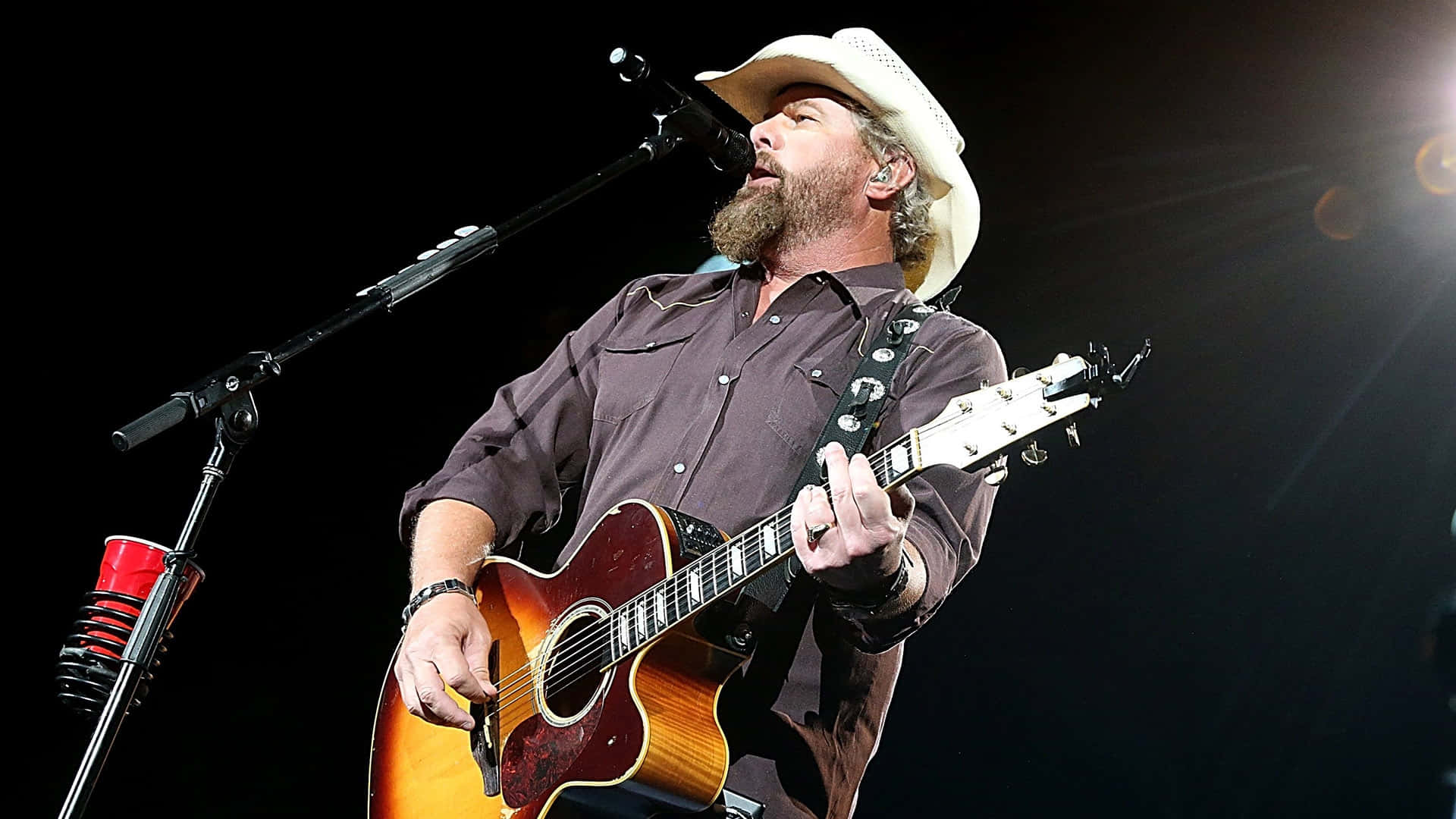 Toby Keith, white cowboy hat, sunburst acoustic guitar, Full HD Desktop Wallpaper