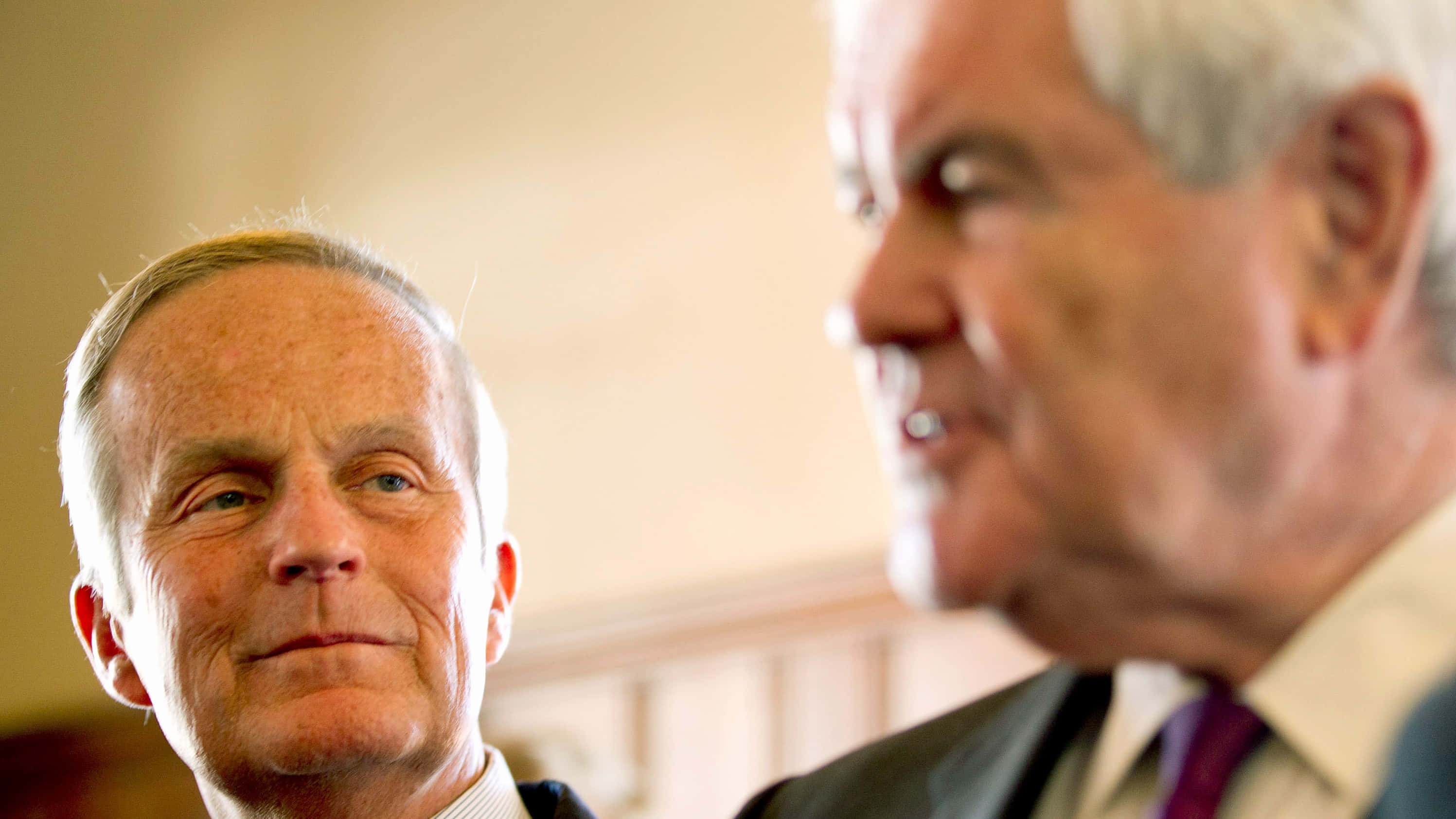 Todd Akin, old politician, suits, 2K Desktop Wallpaper