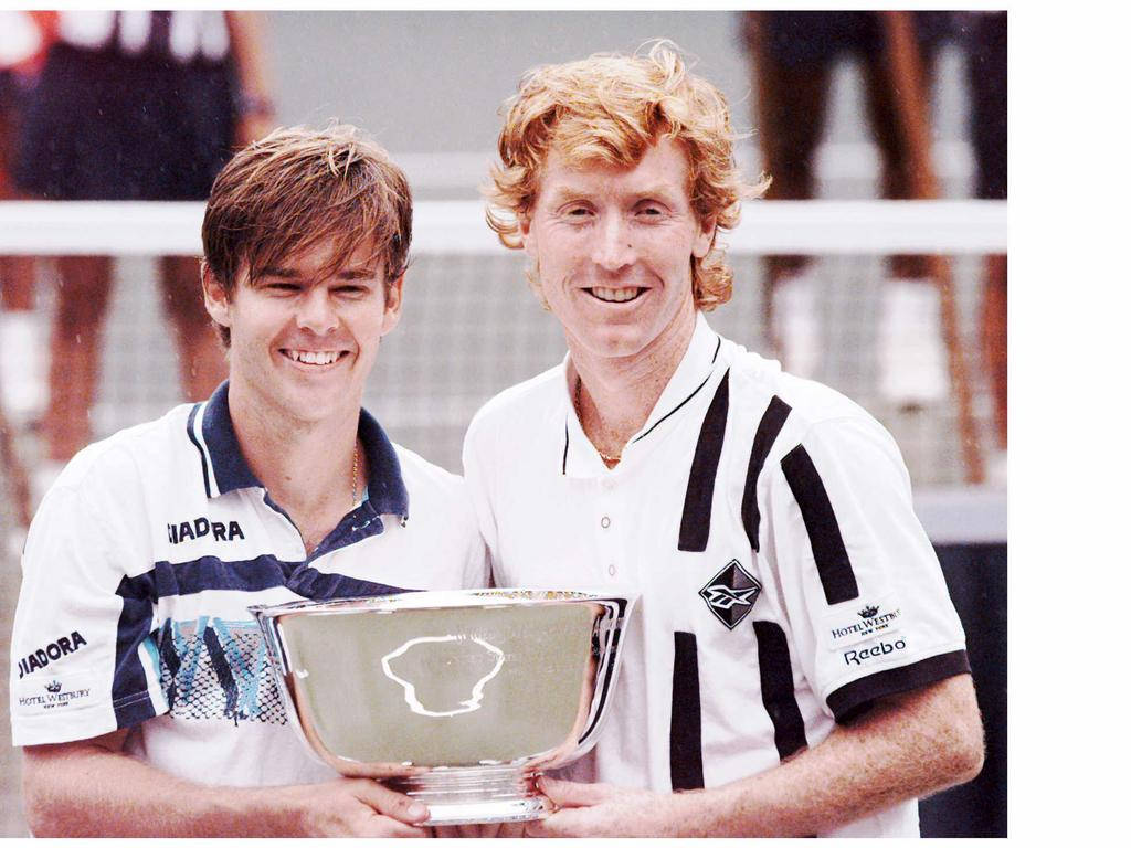 Todd Woodbridge, doubles photo, silver trophy, SD Desktop Wallpaper