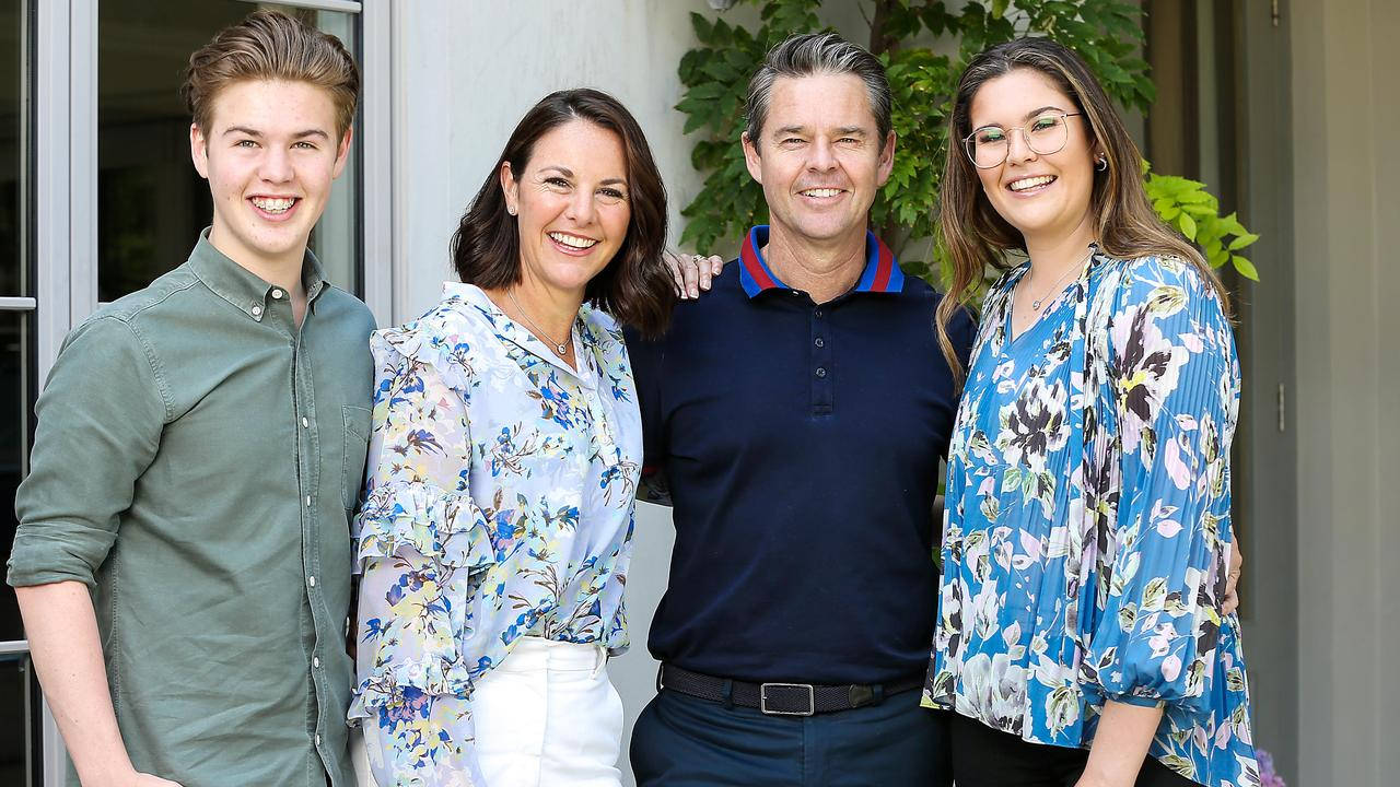 Todd Woodbridge, family, modern home, HD Desktop Wallpaper