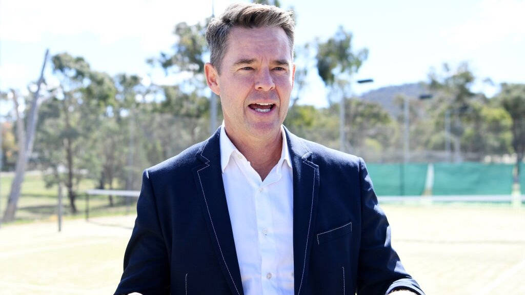 Todd Woodbridge, tennis court, dark blazer, SD Desktop Wallpaper