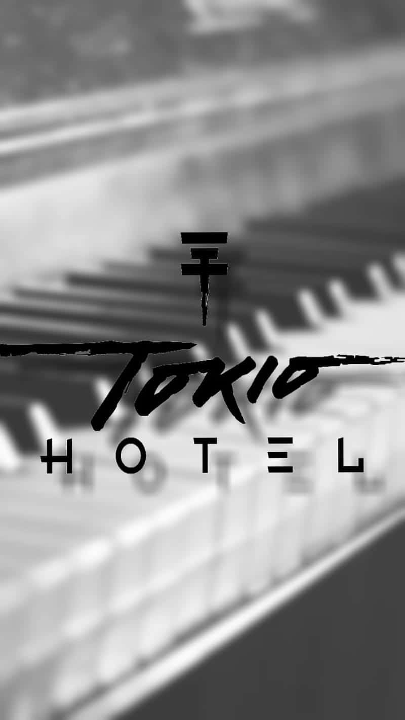Tokio Hotel, piano keys, black and white, HD Phone Wallpaper