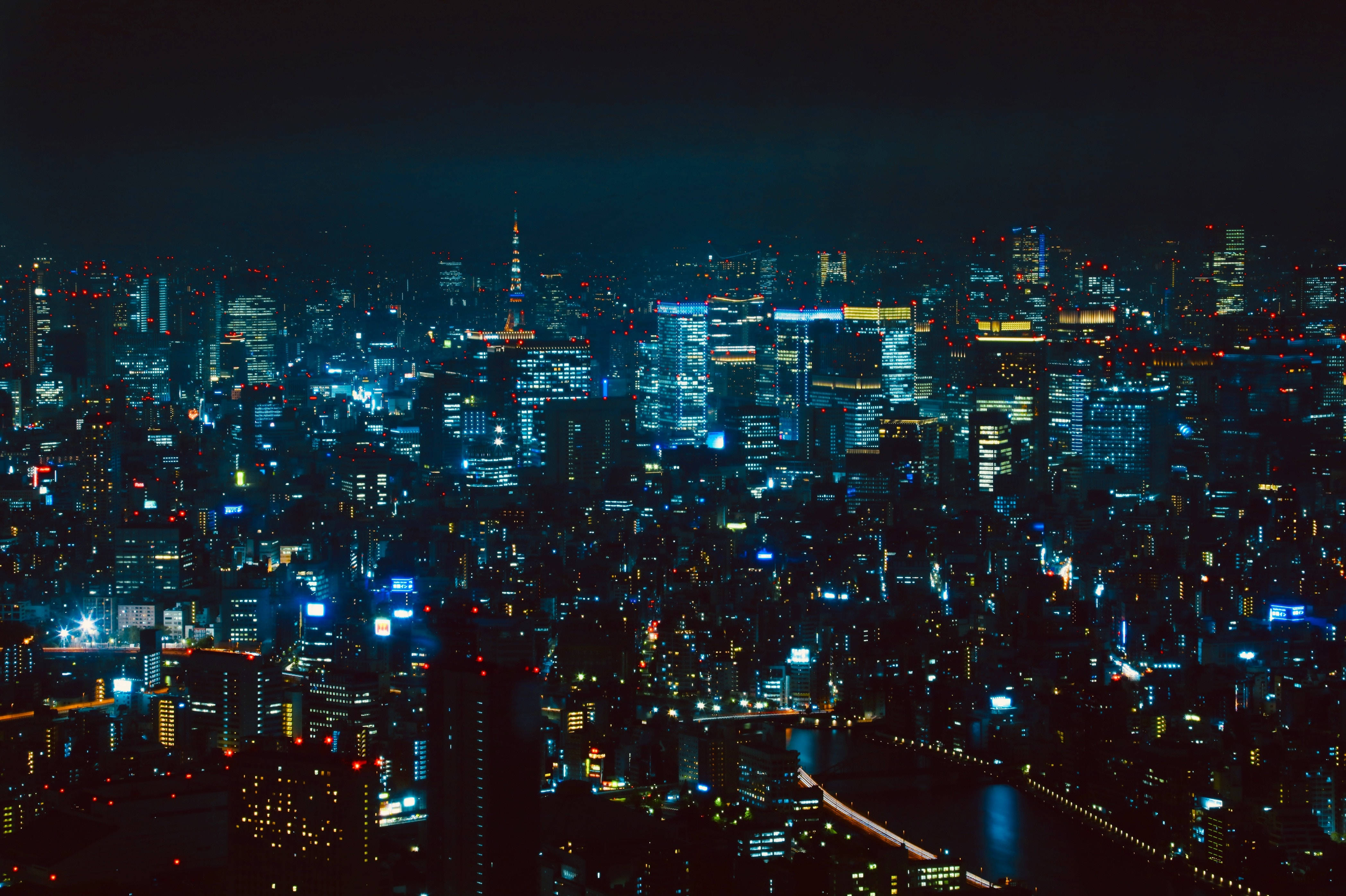 Tokyo, neon city lights, blue and yellow lights, 4K Desktop Wallpaper