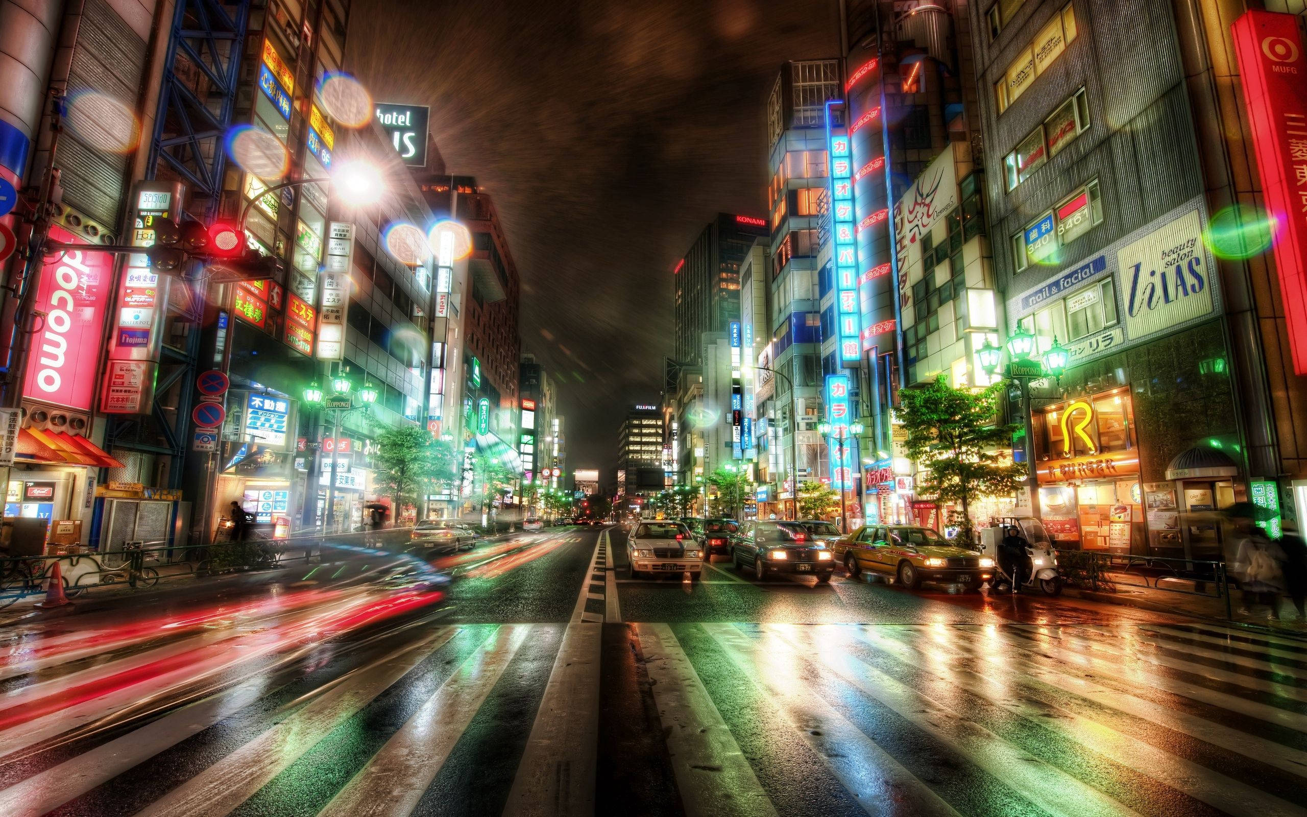Tokyo, neon-lit city street, night, 2K Desktop Wallpaper
