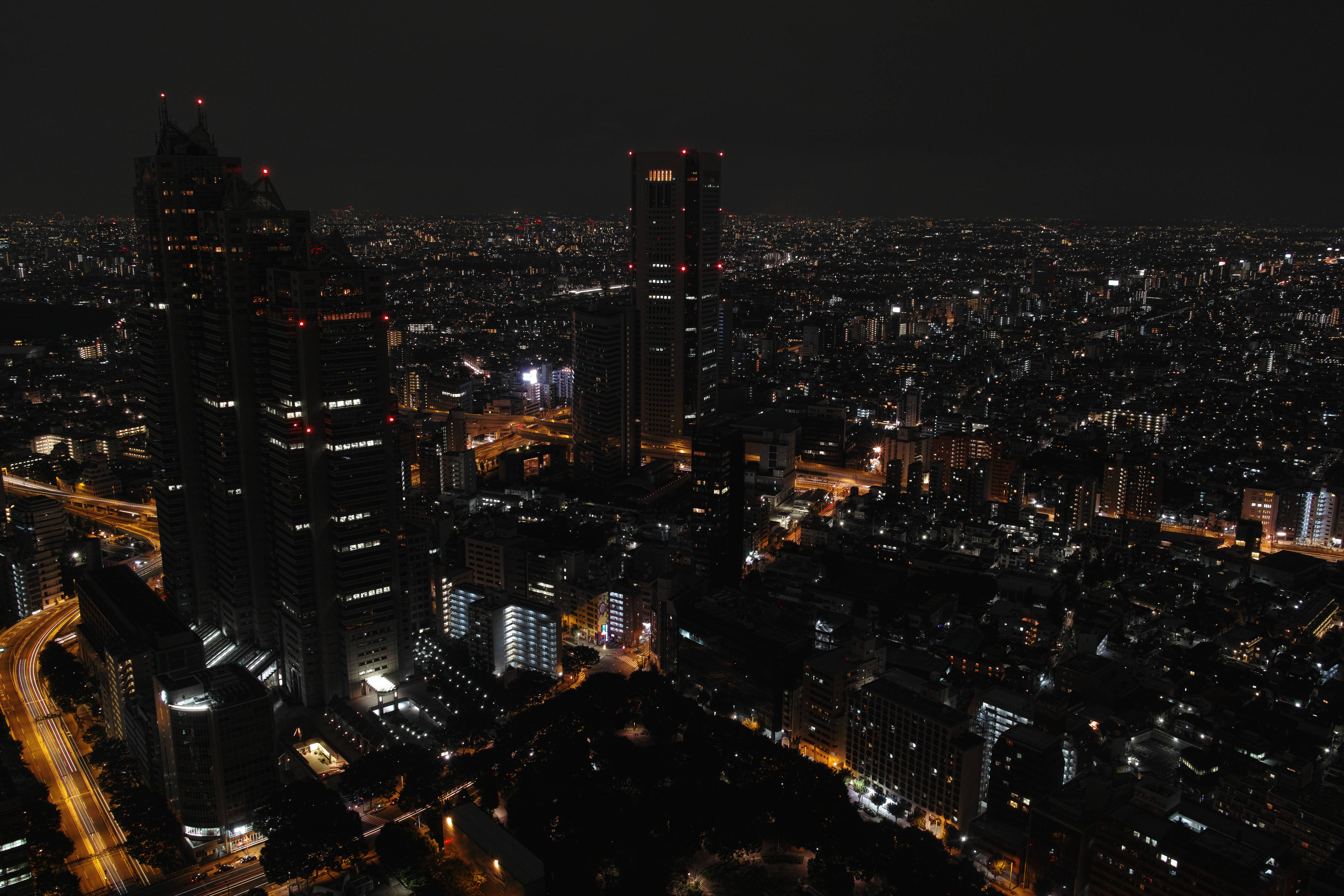 Tokyo, night, neon lights, 4K Desktop Wallpaper